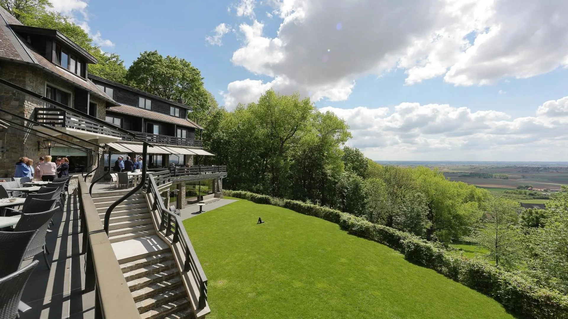 Dog Friendly Hotel $Kemmel - $Hostellerie Kemmelberg