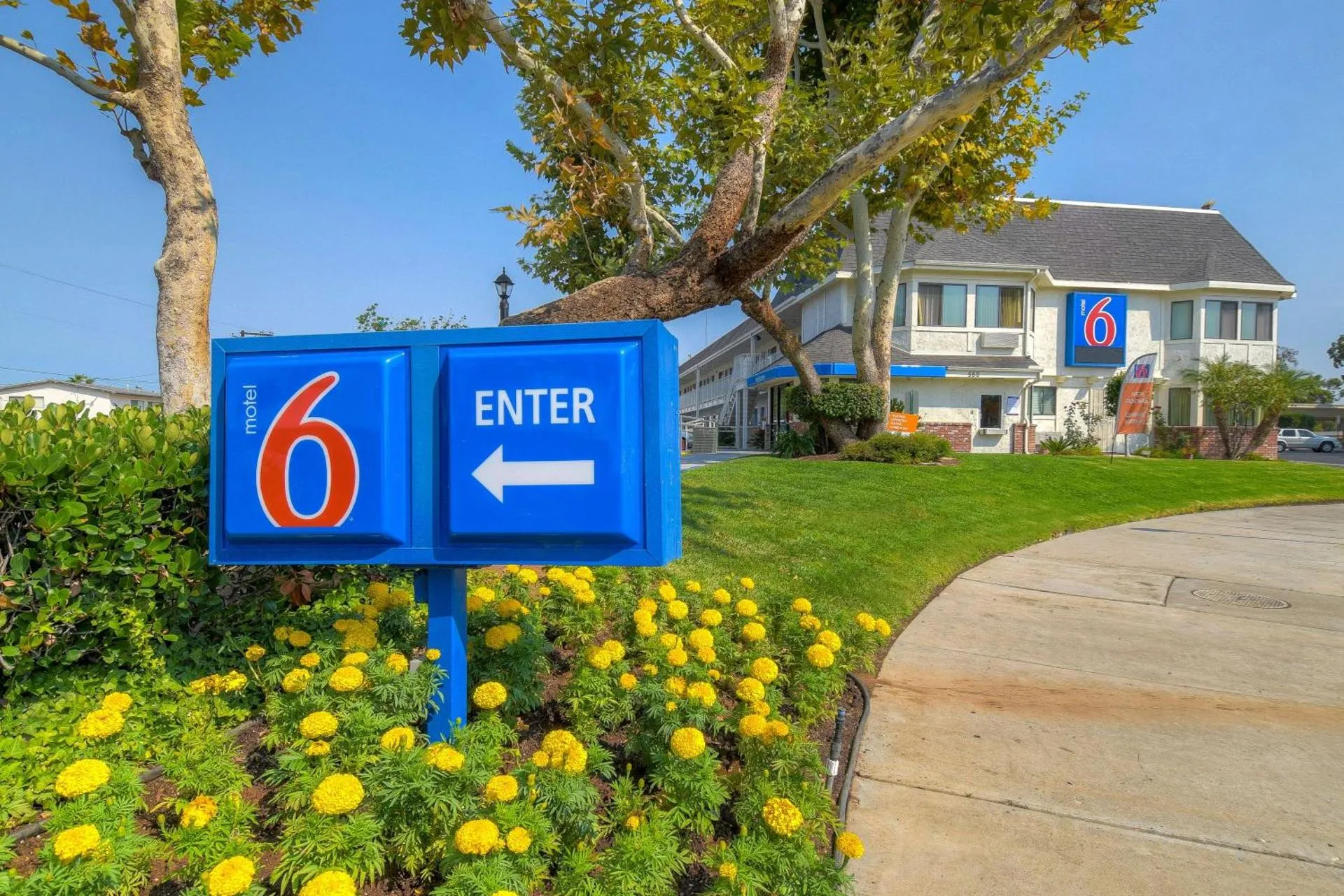 Motel 6-El Cajon, CA - San Diego