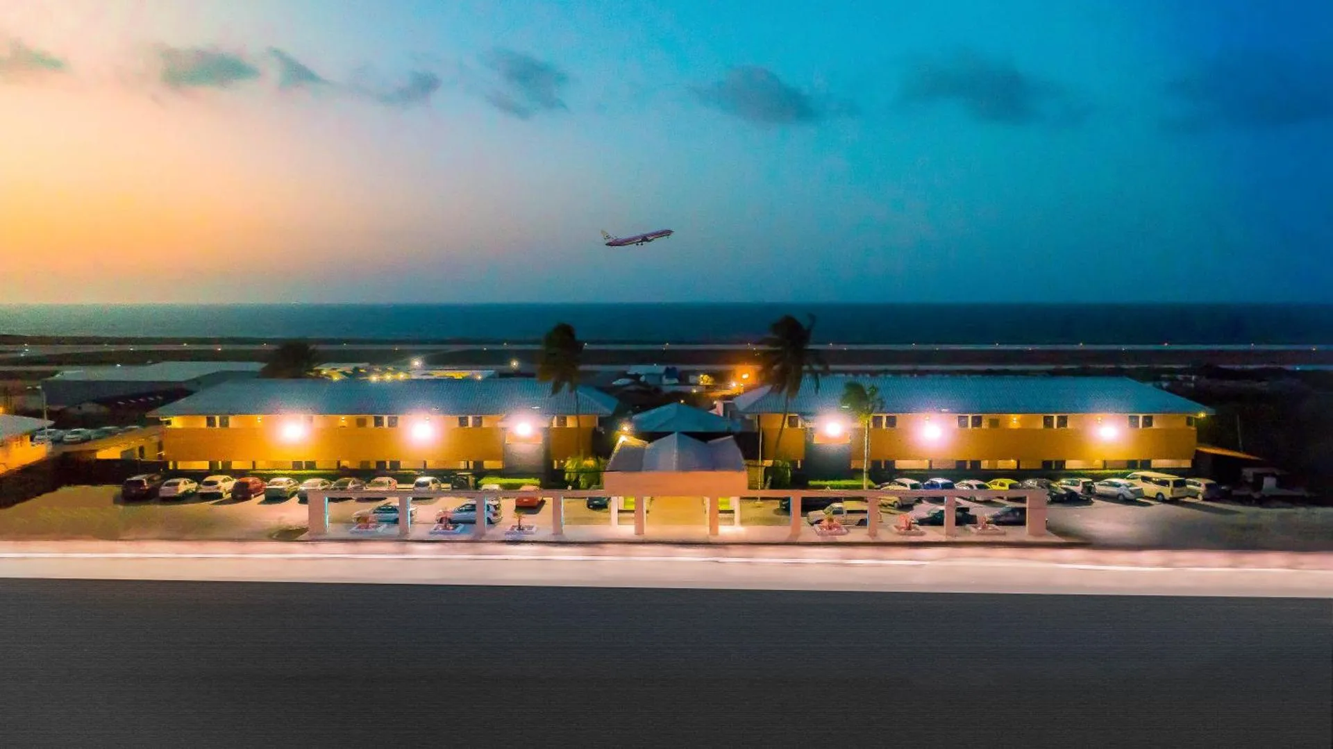 Dog Friendly Hotel $Willemstad - $Curacao Airport Hotel