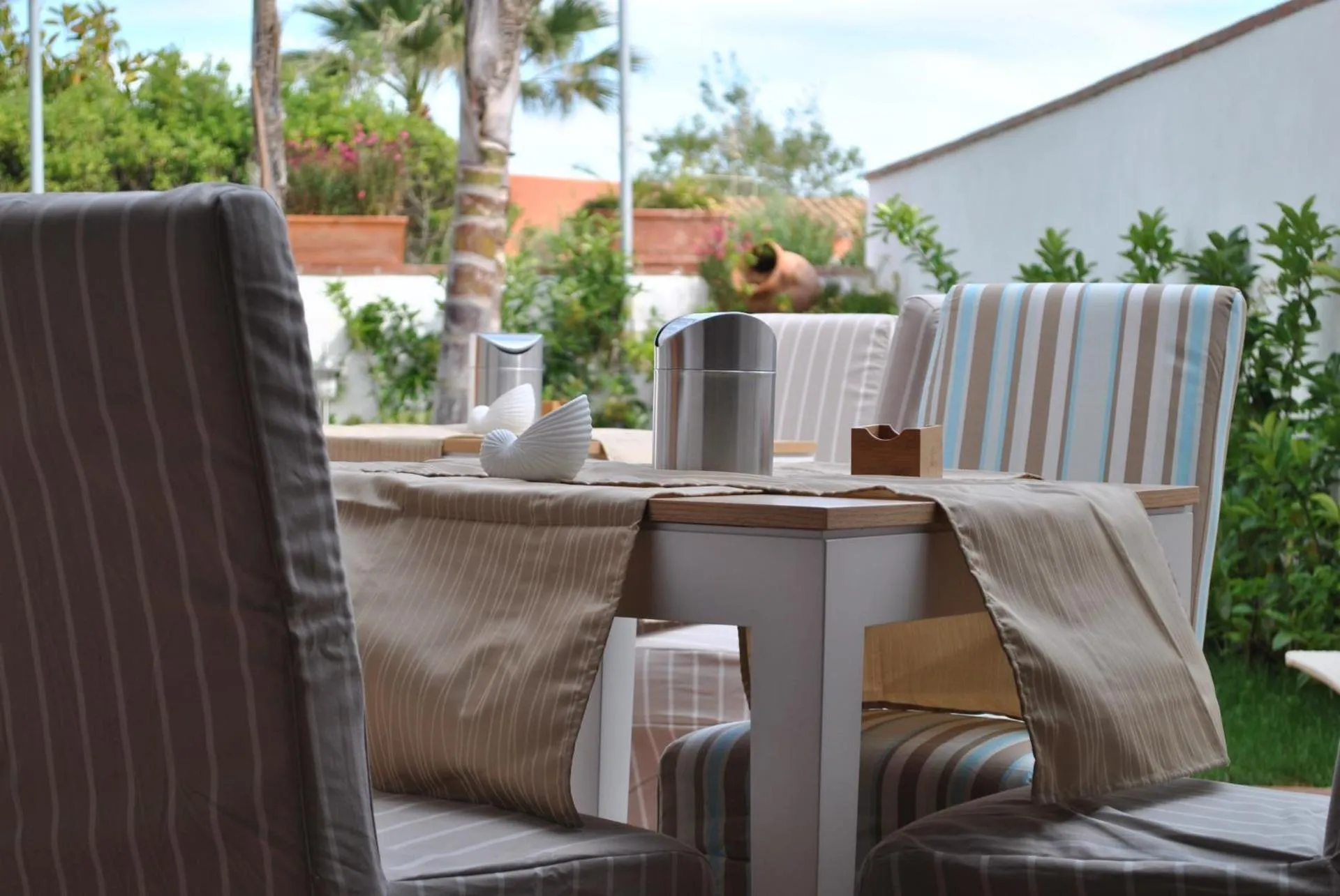 Dog Friendly Bed and breakfast $Marsala - $Villa Blanche Dimora Di Charme