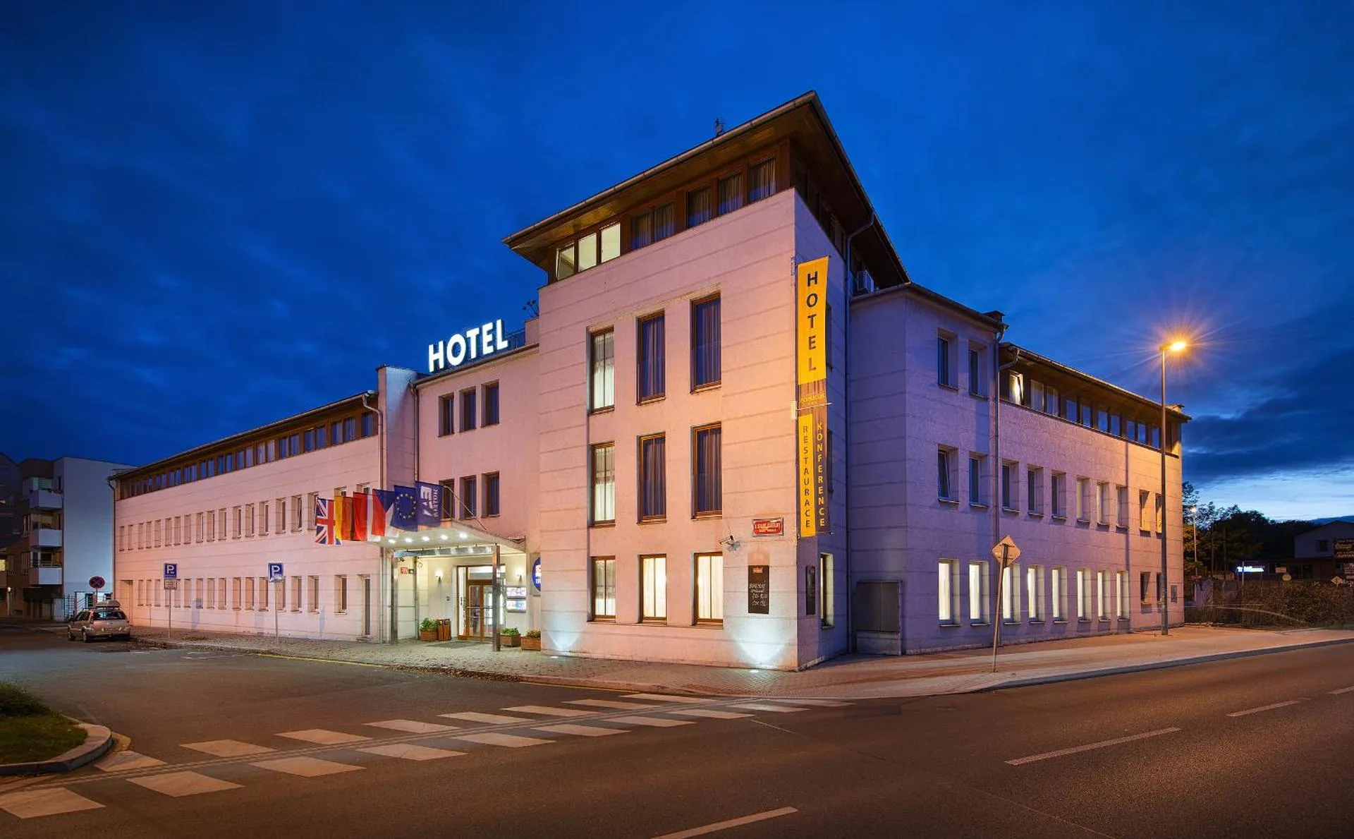 Dog Friendly Hotel $Prague - $EA Hotel Populus