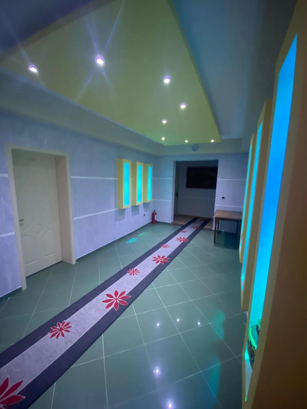 Hotel Ago