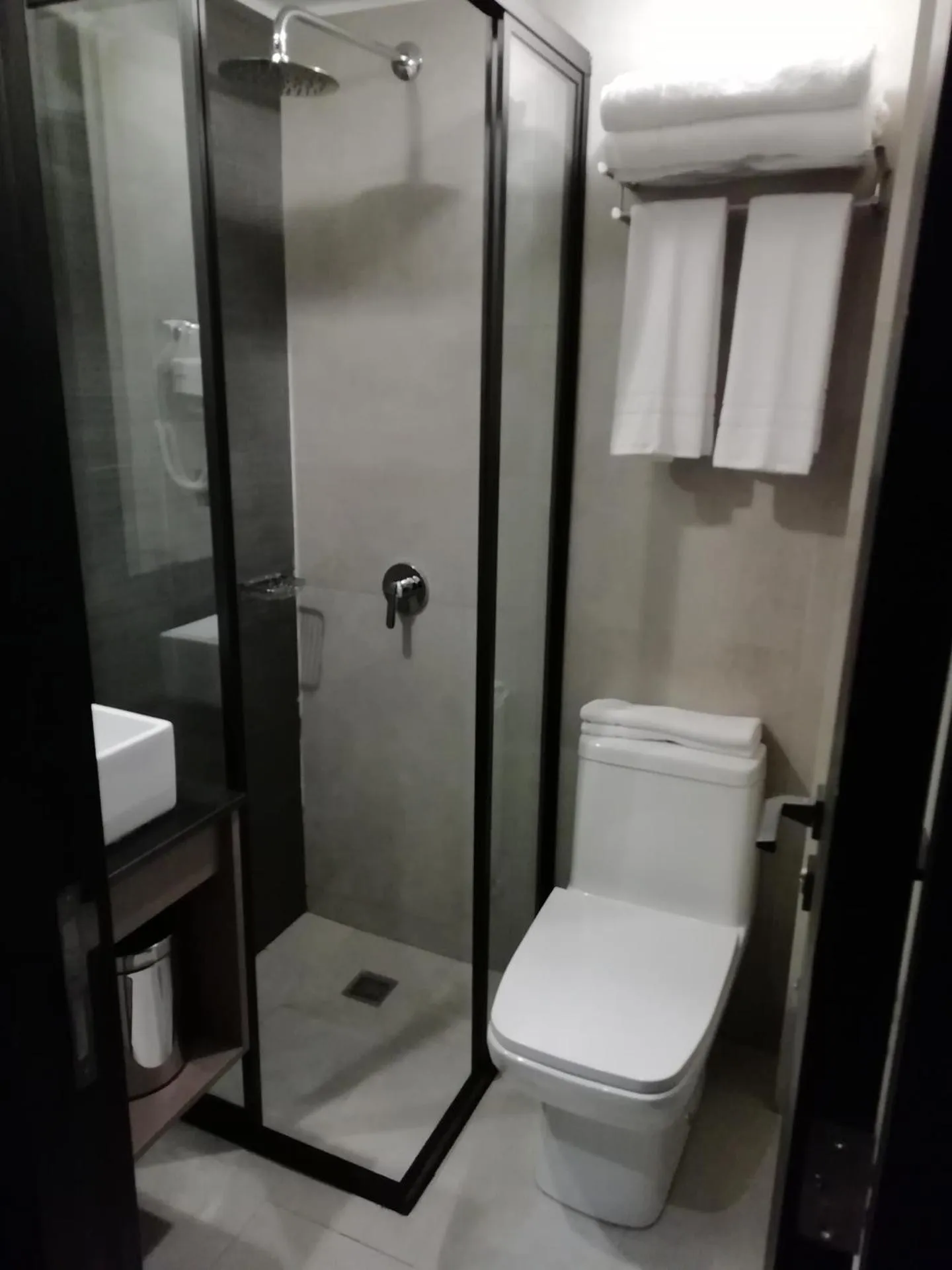 Hotel H9