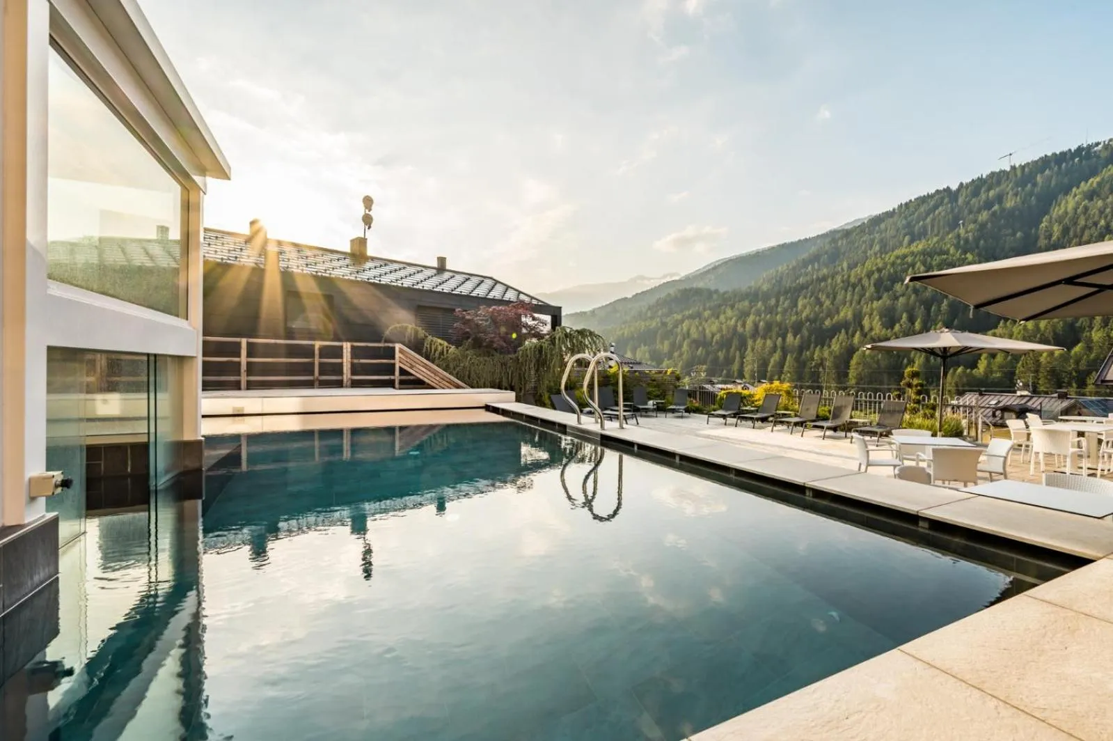Dog Friendly Hotel $Mezzana - $Hotel Ravelli