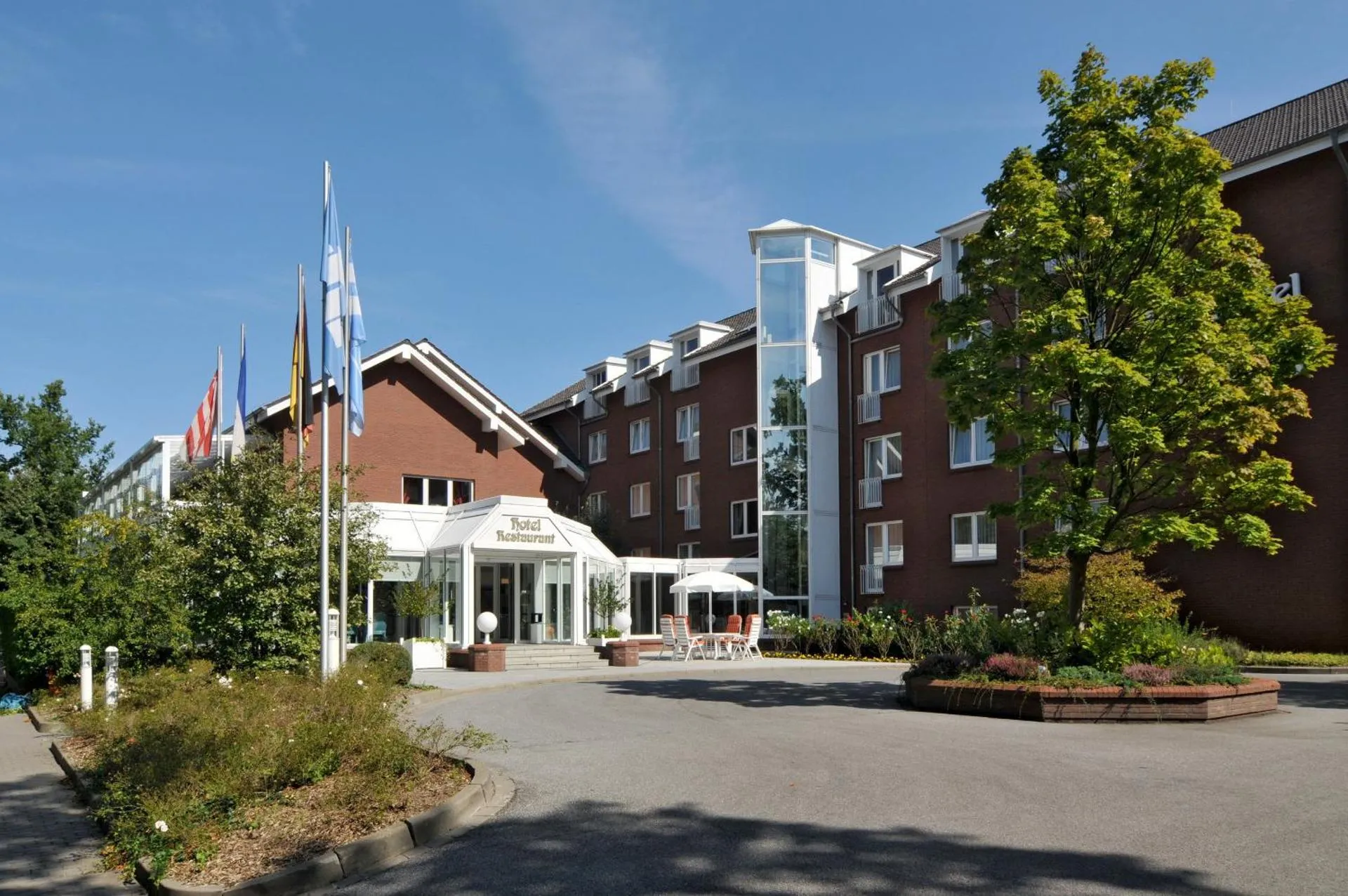 Dog Friendly Hotel $Zinnowitz - $Parkhotel Am Glienberg by UNO