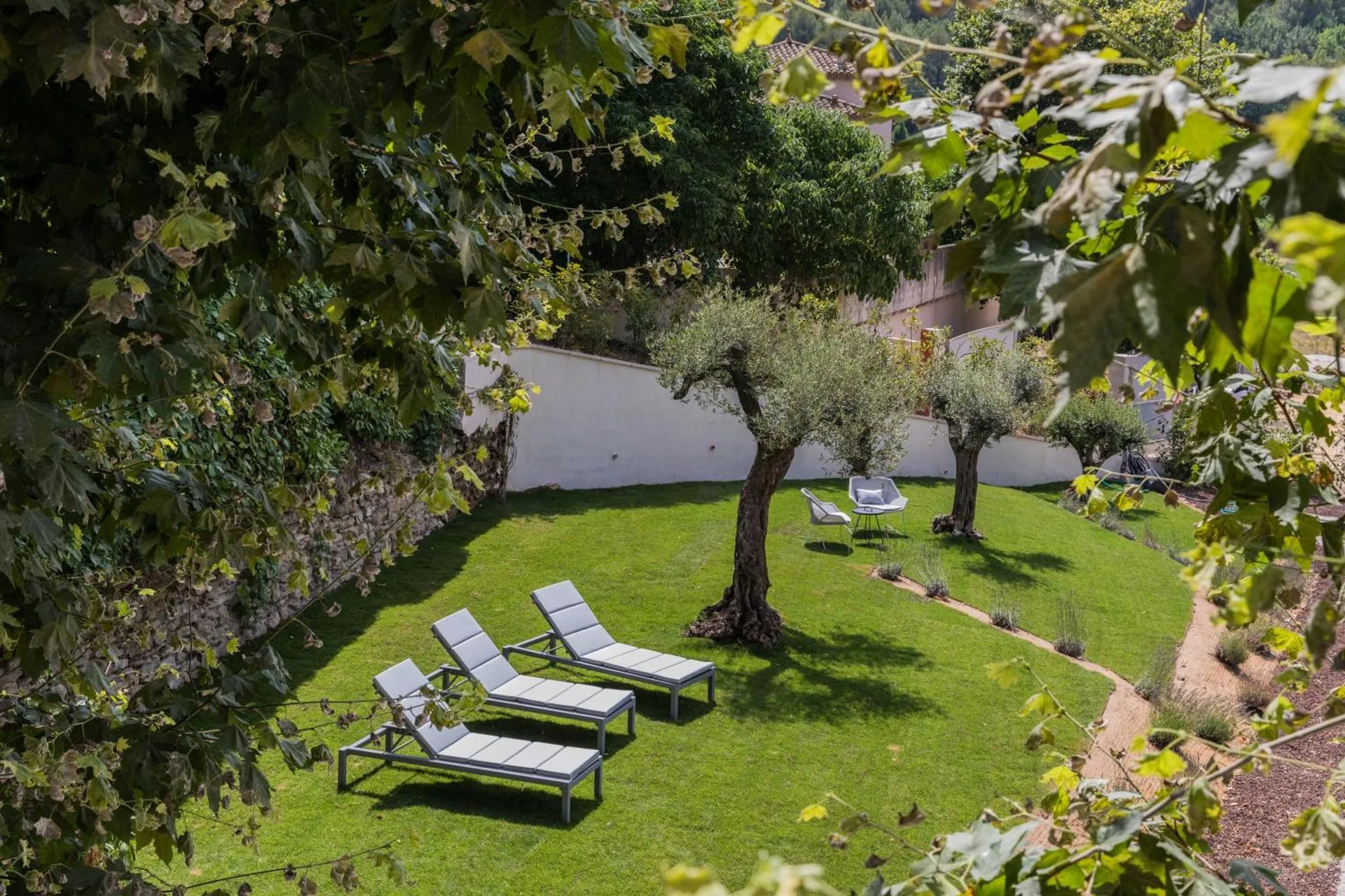 Dog Friendly Hotel $Le Castellet - $Mas du Brulat
