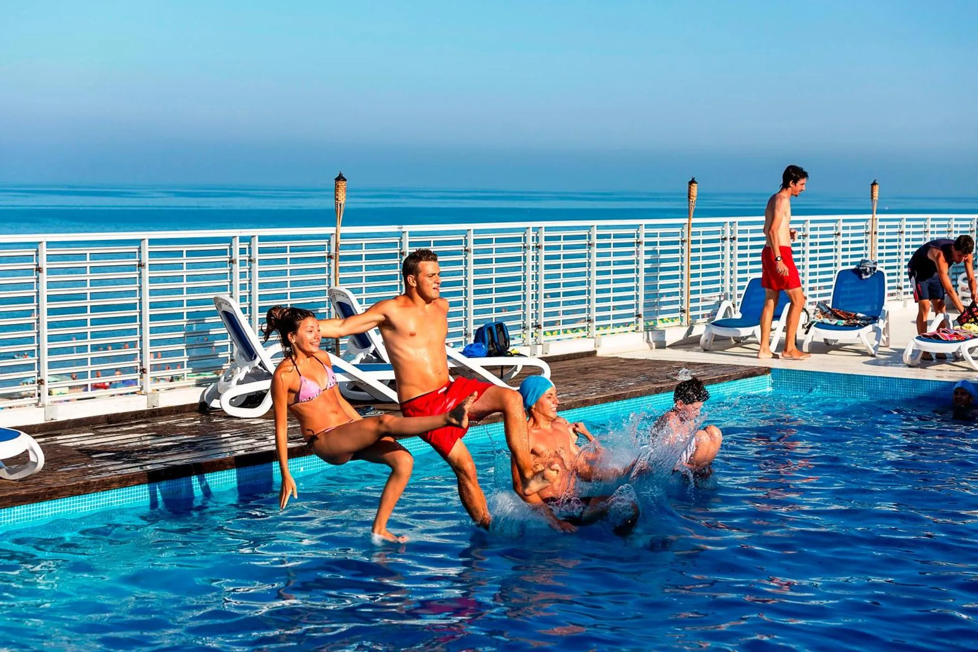 Dog Friendly Hotel $Alba Adriatica - $Hotel & Residence Medi Garden