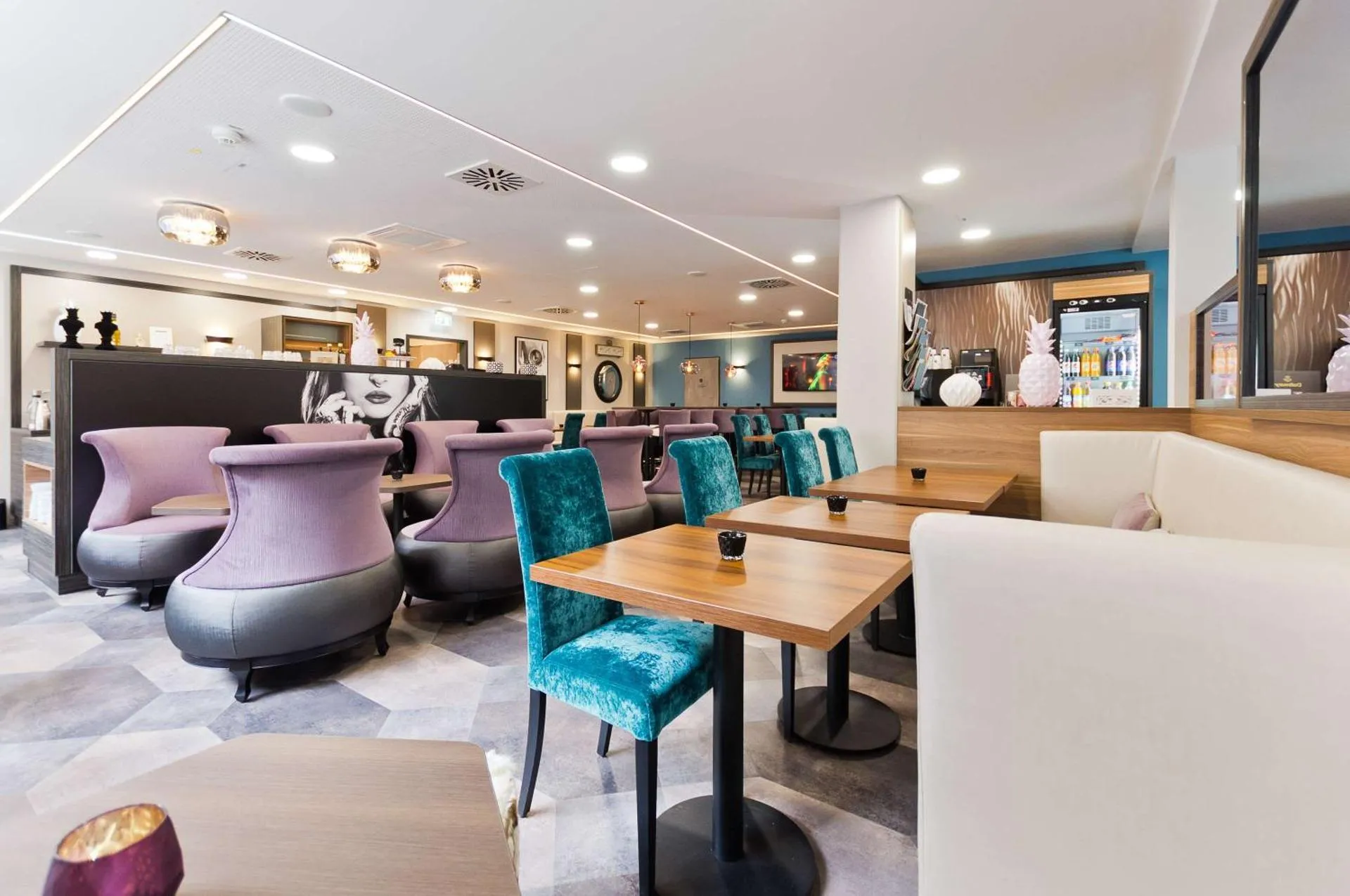 Dog Friendly Hotel $Munich - $Arthotel ANA Diva