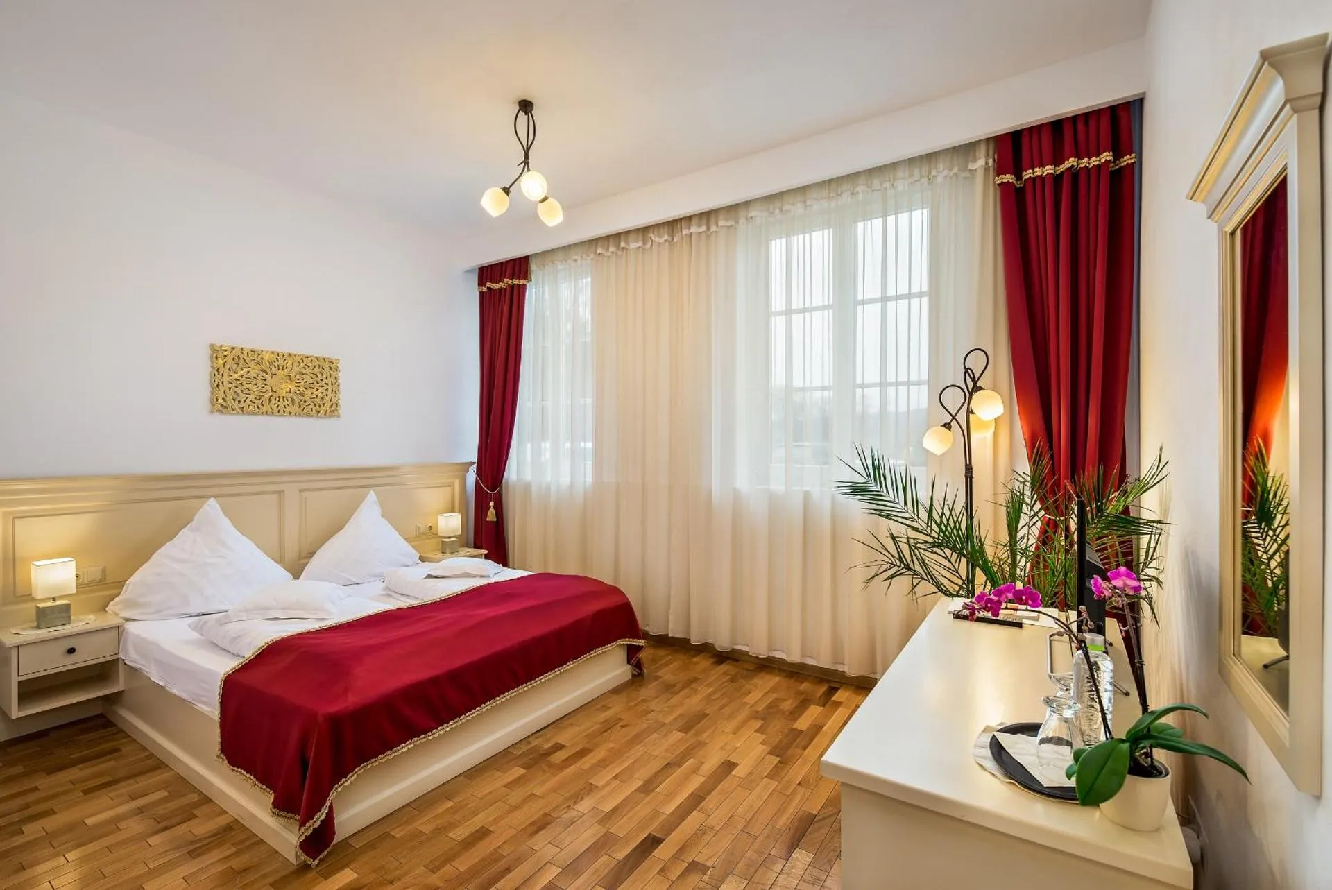 Dog Friendly Hotel $Avrig - $Palatul Brukenthal Avrig
