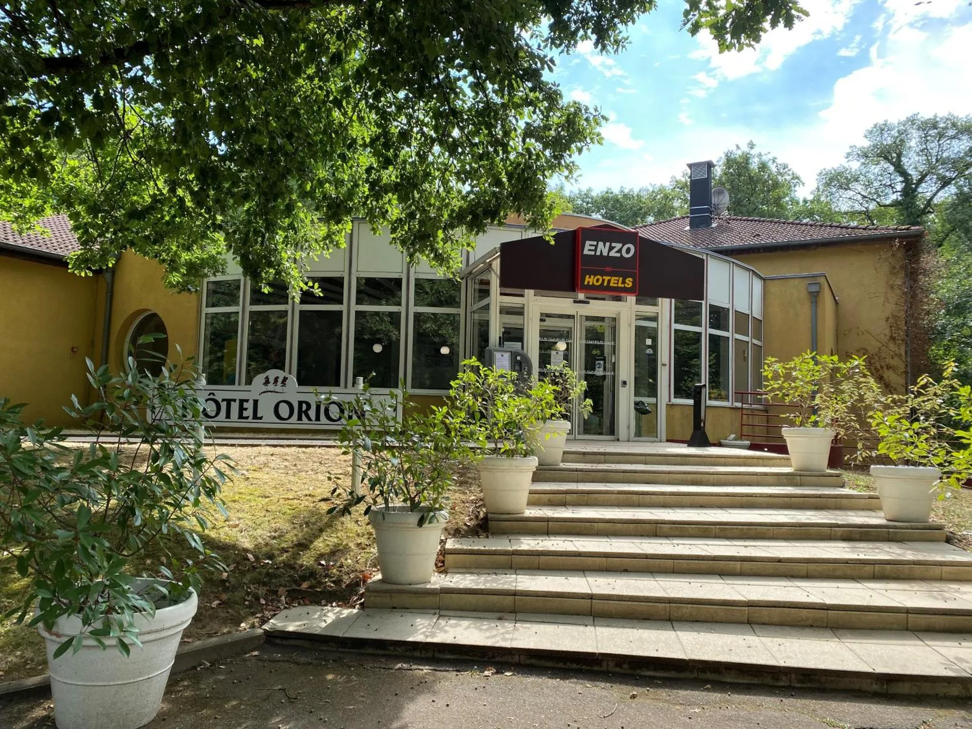 Enzo Hôtel Orion - Logis Amnéville