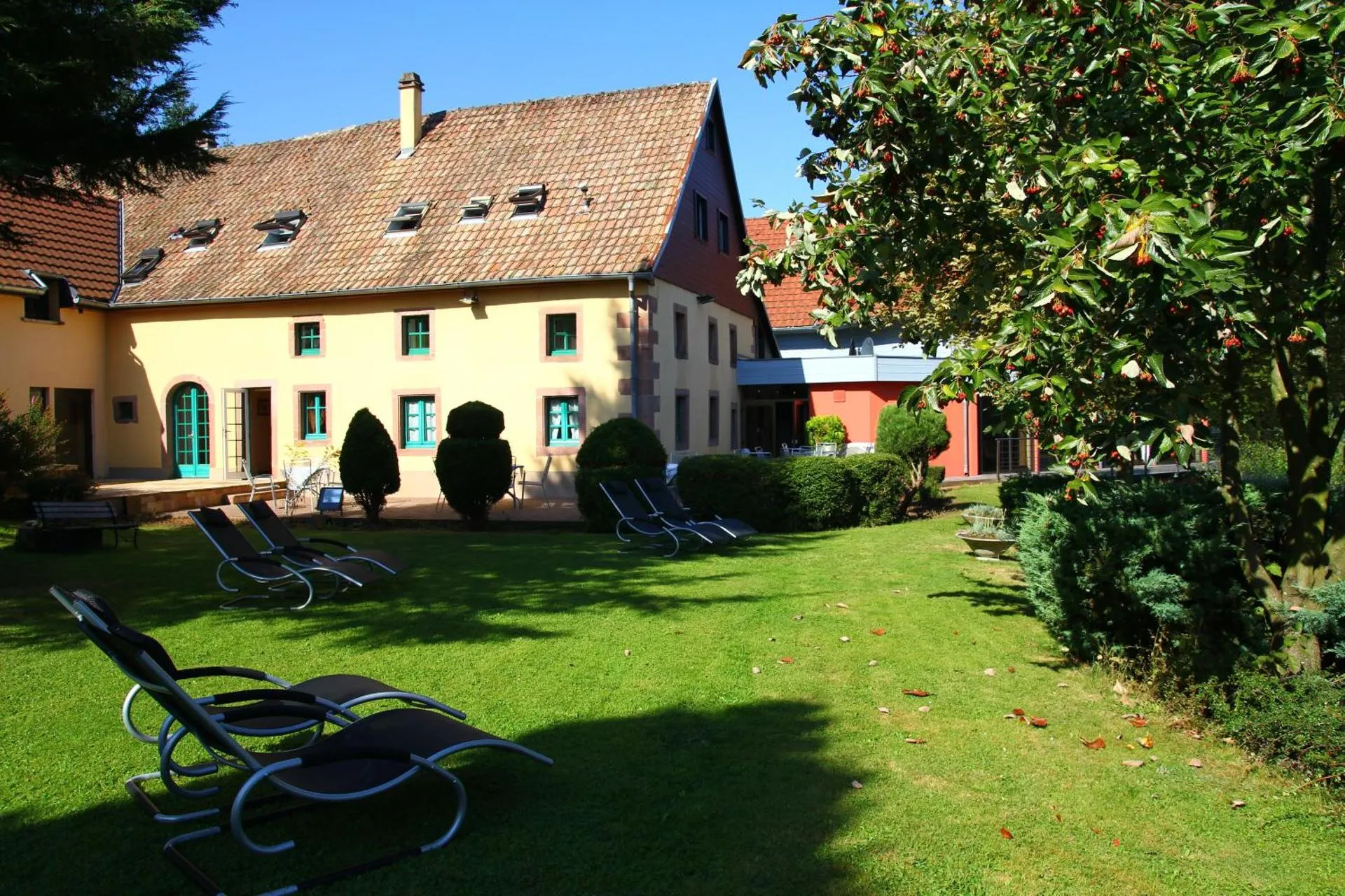 Dog Friendly Hotel $Lapoutroie - $Hôtel Restaurant Les Alisiers