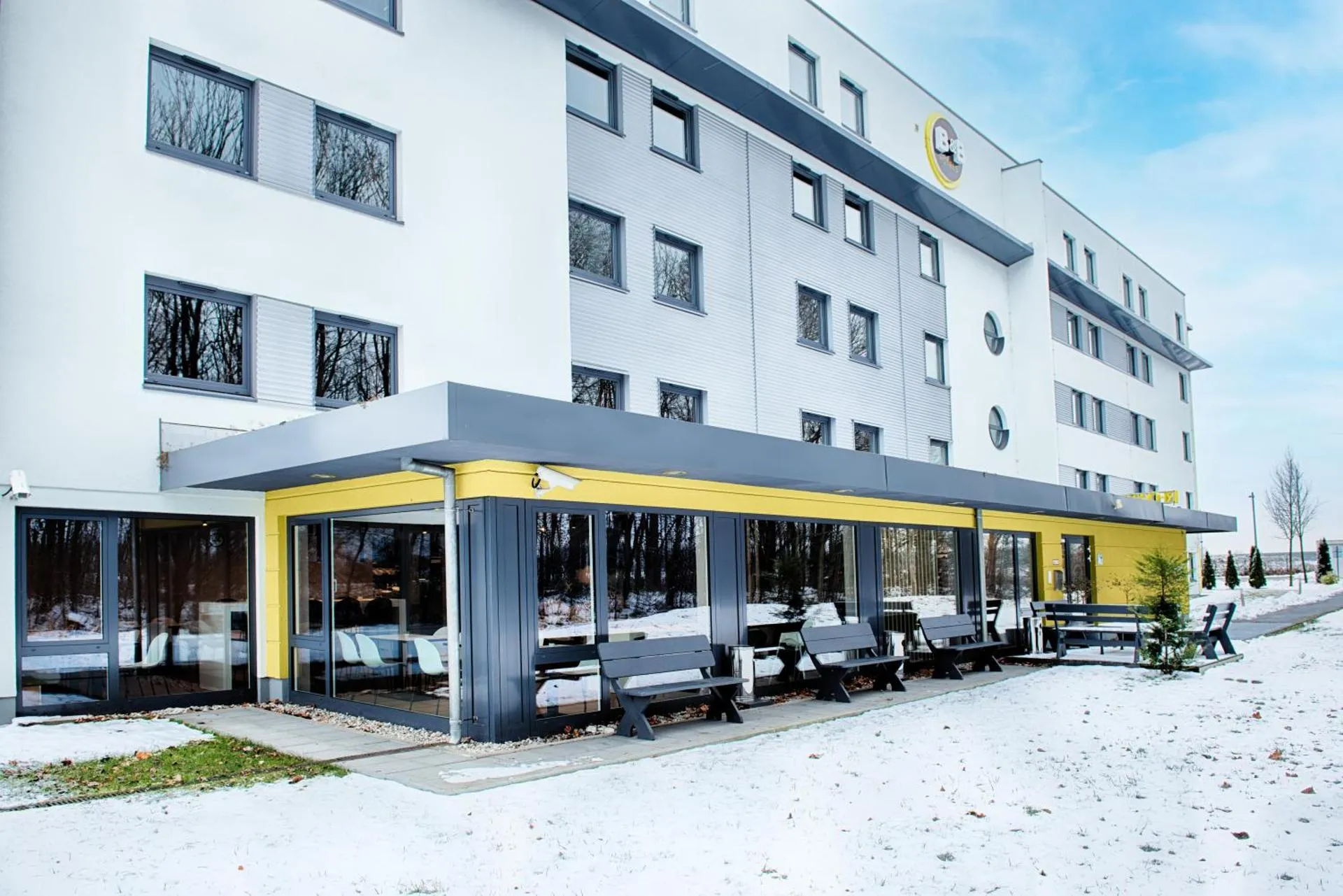 Dog Friendly Hotel $Hallbergmoos - $B&B Hotel München Airport