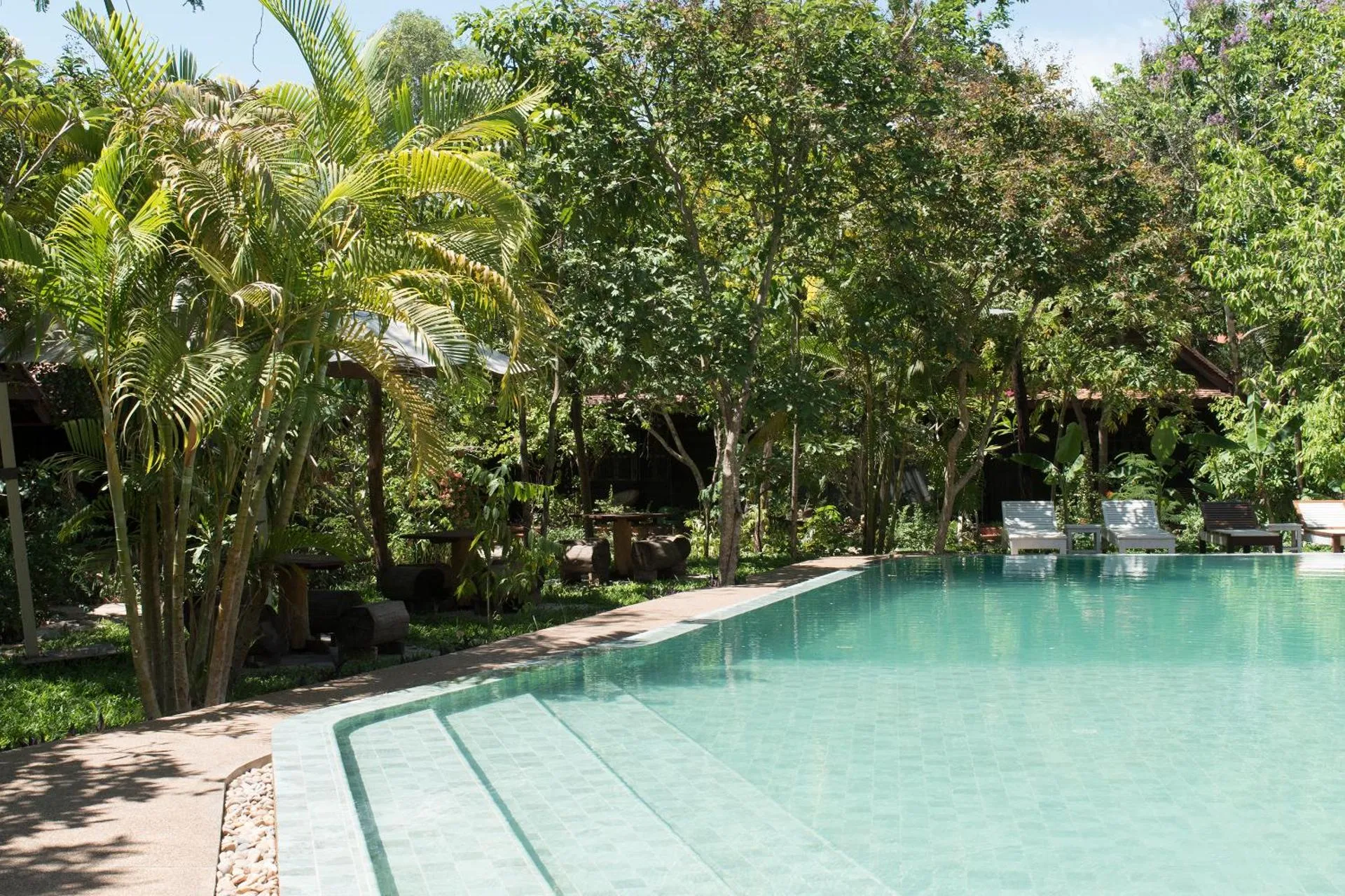 Palm Village Resort & Spa