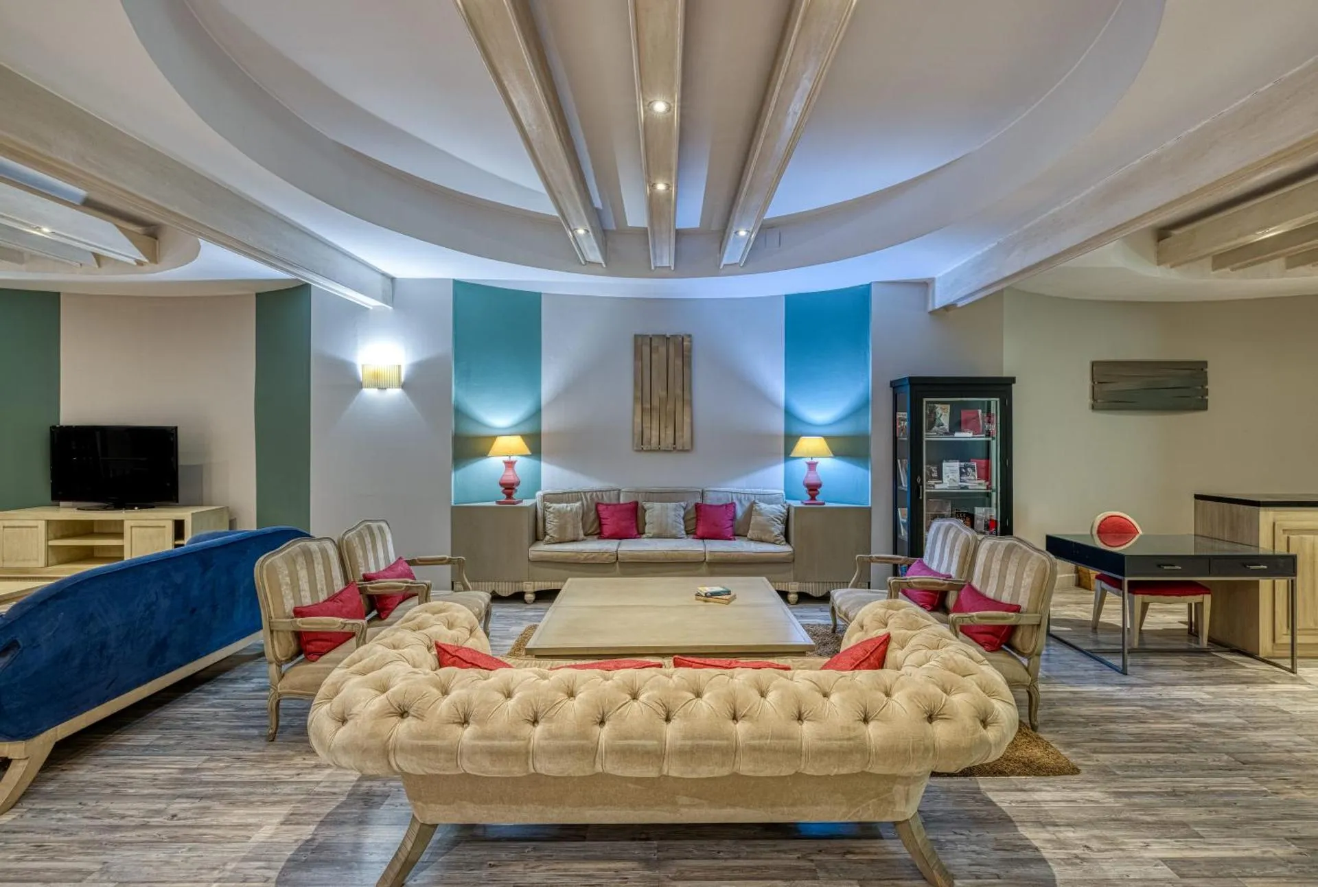 Hotel Virgen de los Reyes