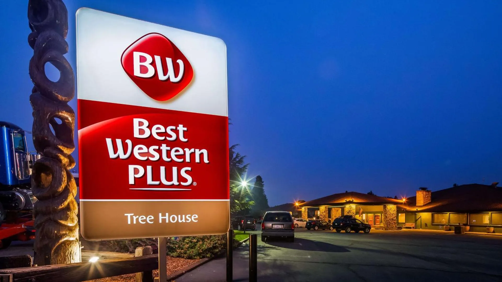 Dog Friendly Hotel $Mount Shasta - $Best Western Plus Tree House