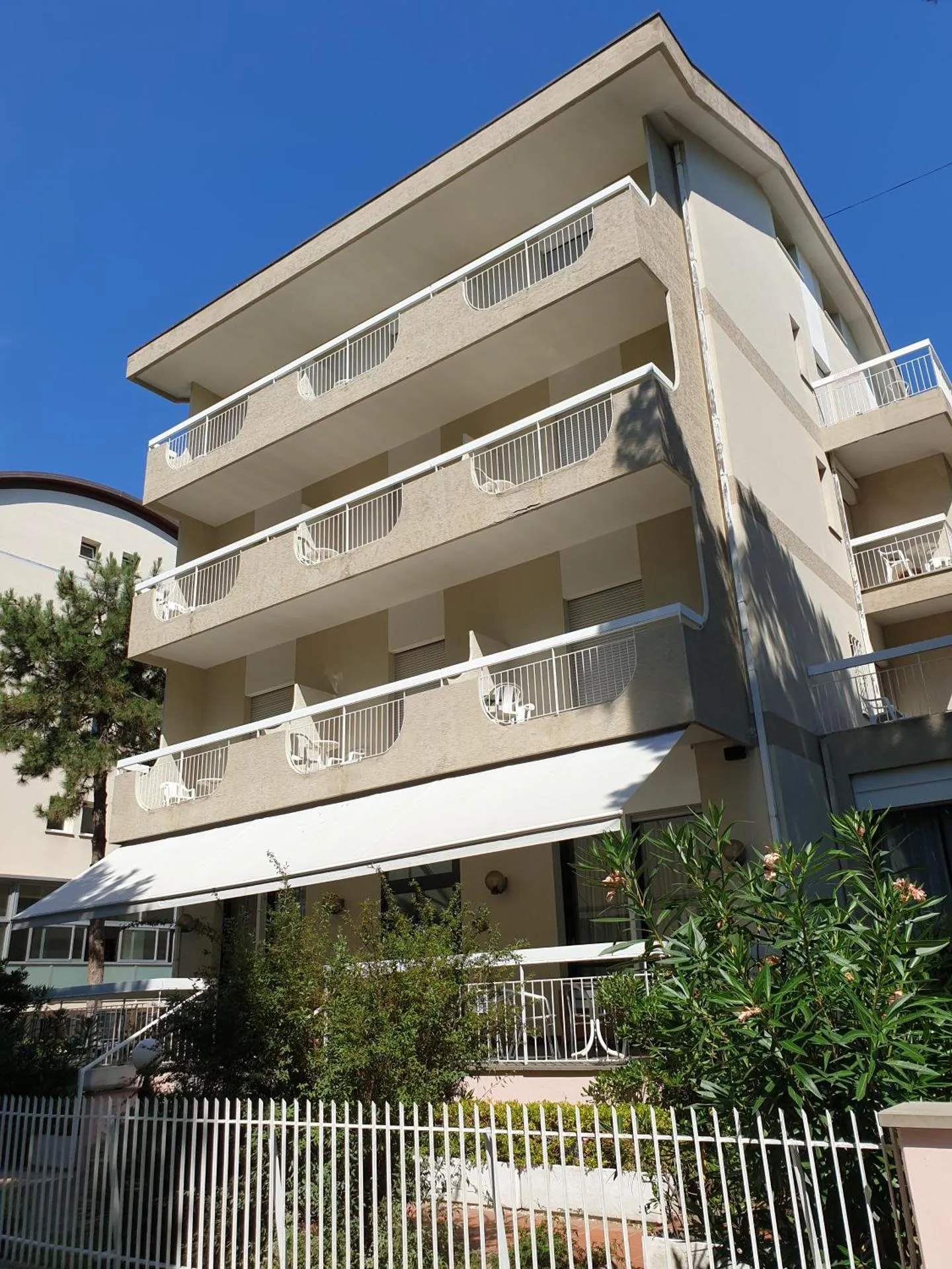 Dog Friendly Hotel $Cesenatico - $B&B Domus Mea