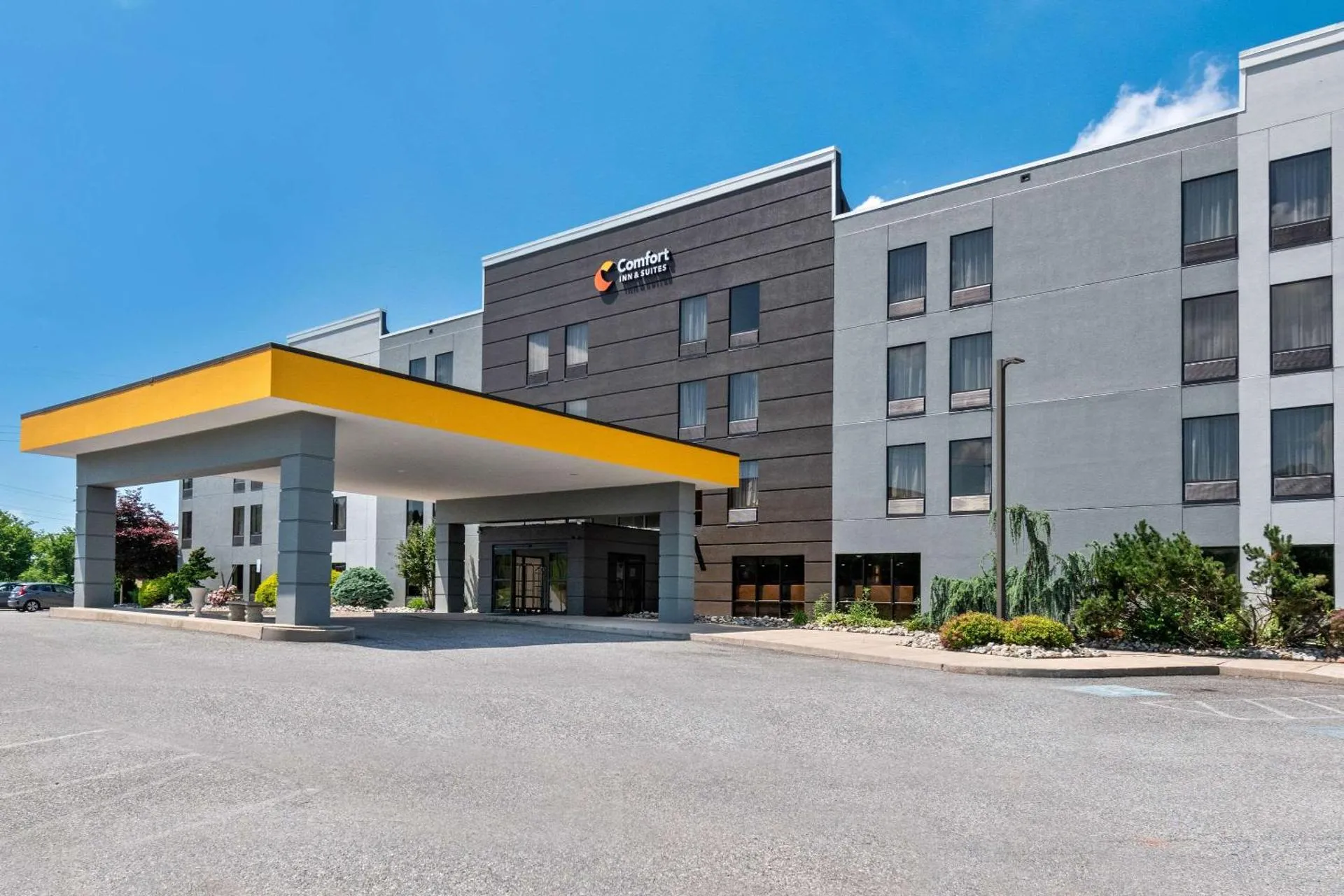 Comfort Inn & Suites York