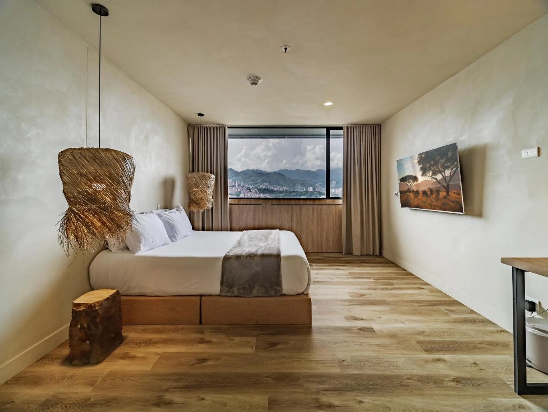 Dog Friendly Aparthotel $Medellín - $CoCun The Minimal Suite