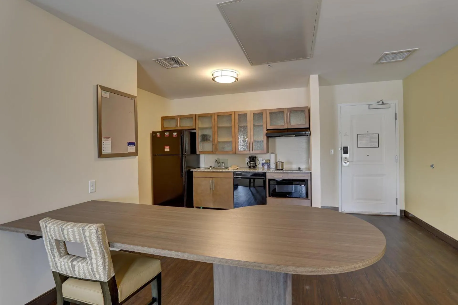 Dog Friendly Hotel $Safety Harbor - $Candlewood Suites - Safety Harbor, an IHG Hotel