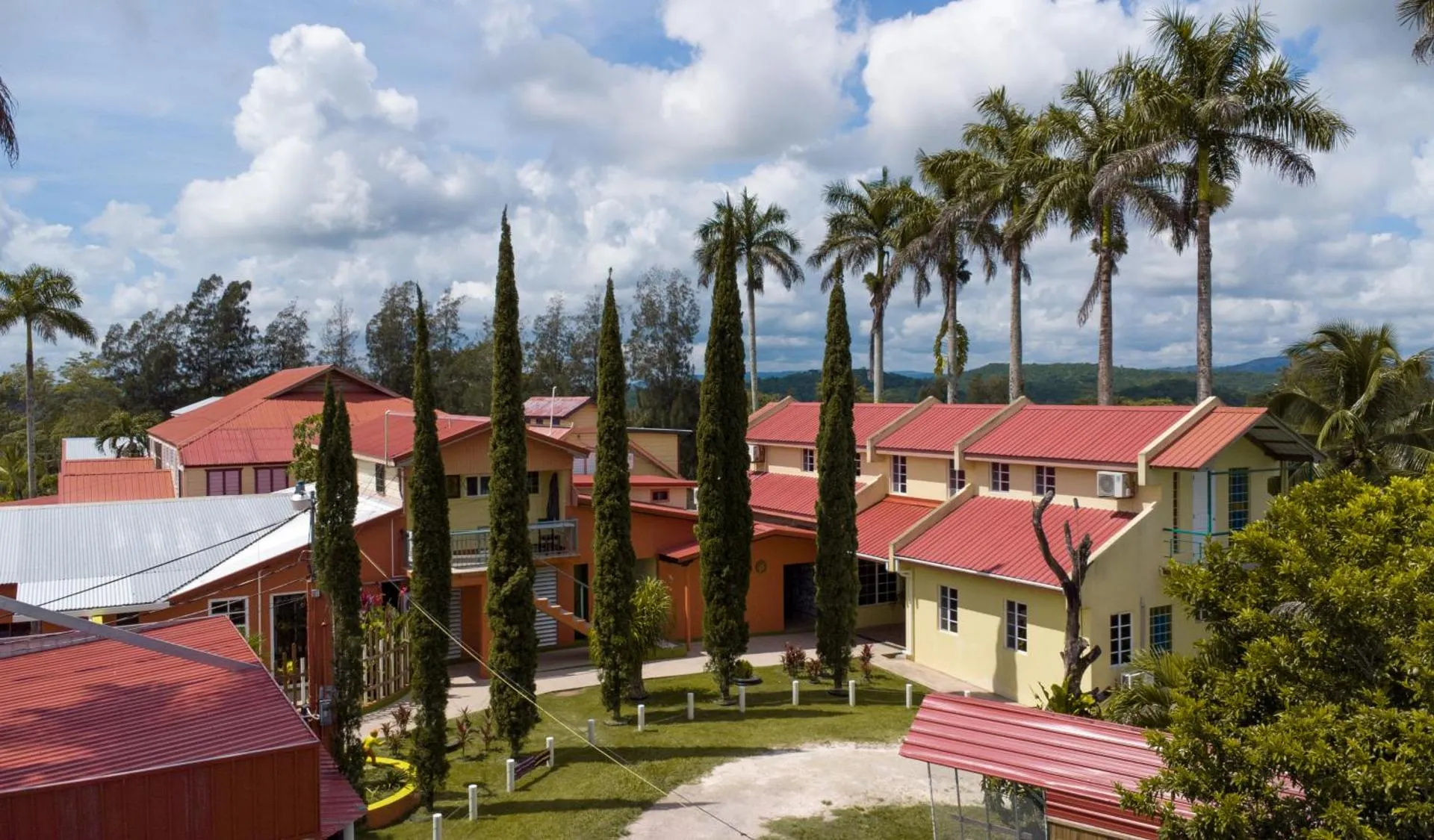 Dog Friendly Hotel $San Ignacio - $Rumors Resort Hotel