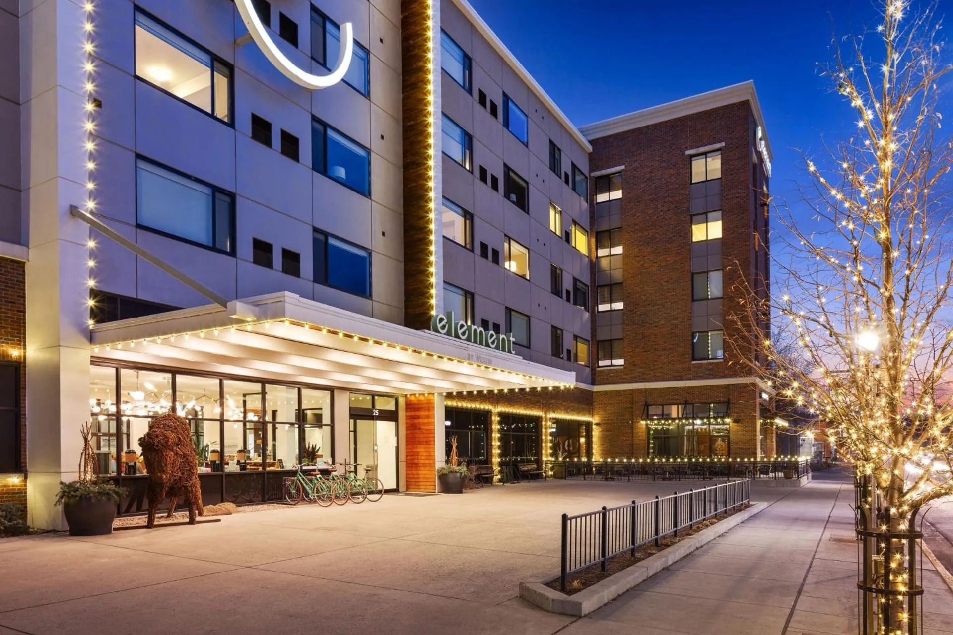 Dog Friendly Hotel $Bozeman - $Element Bozeman