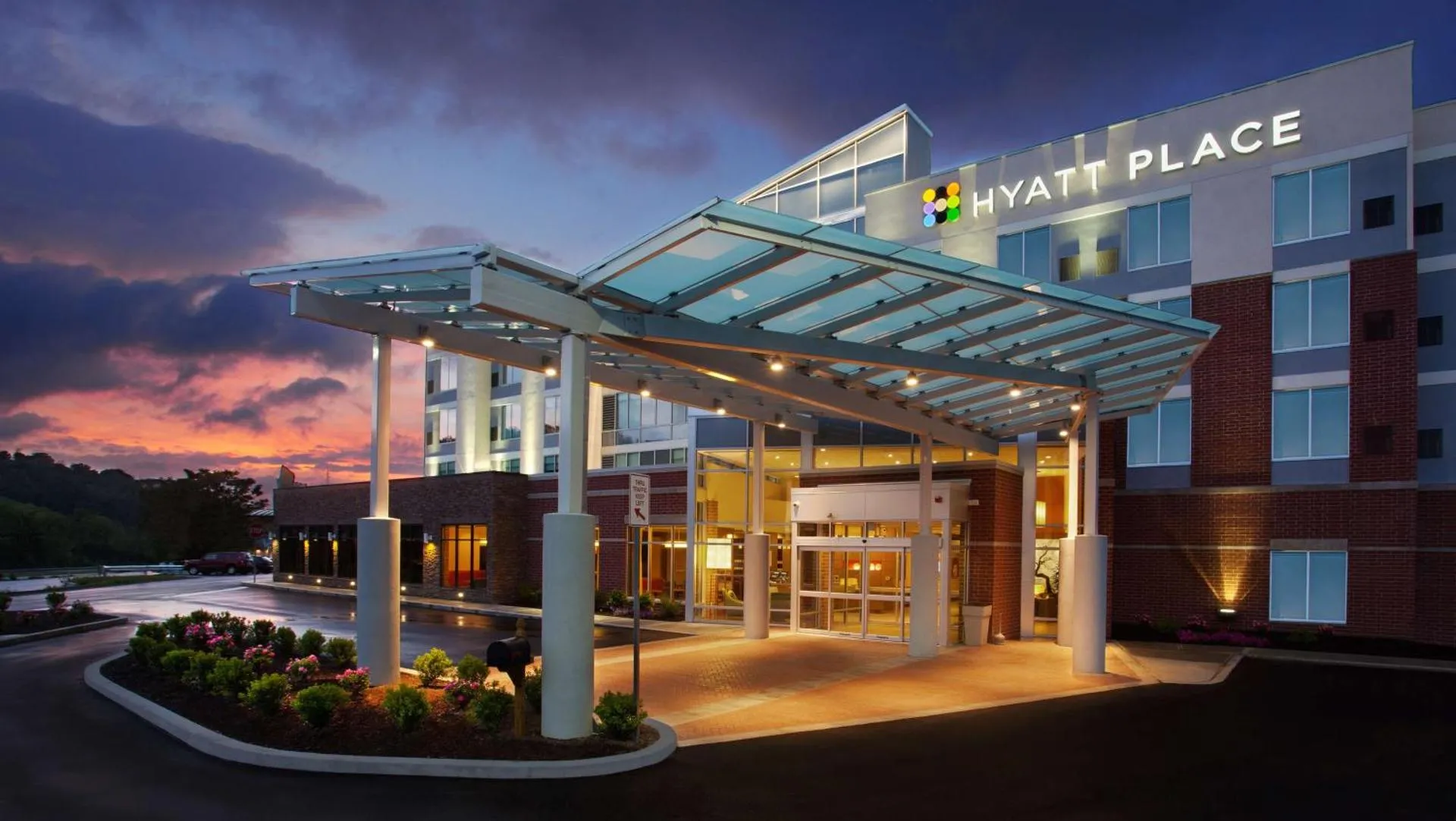 Dog Friendly Hotel $Washington - $Hyatt Place at The Hollywood Casino Pittsburgh South