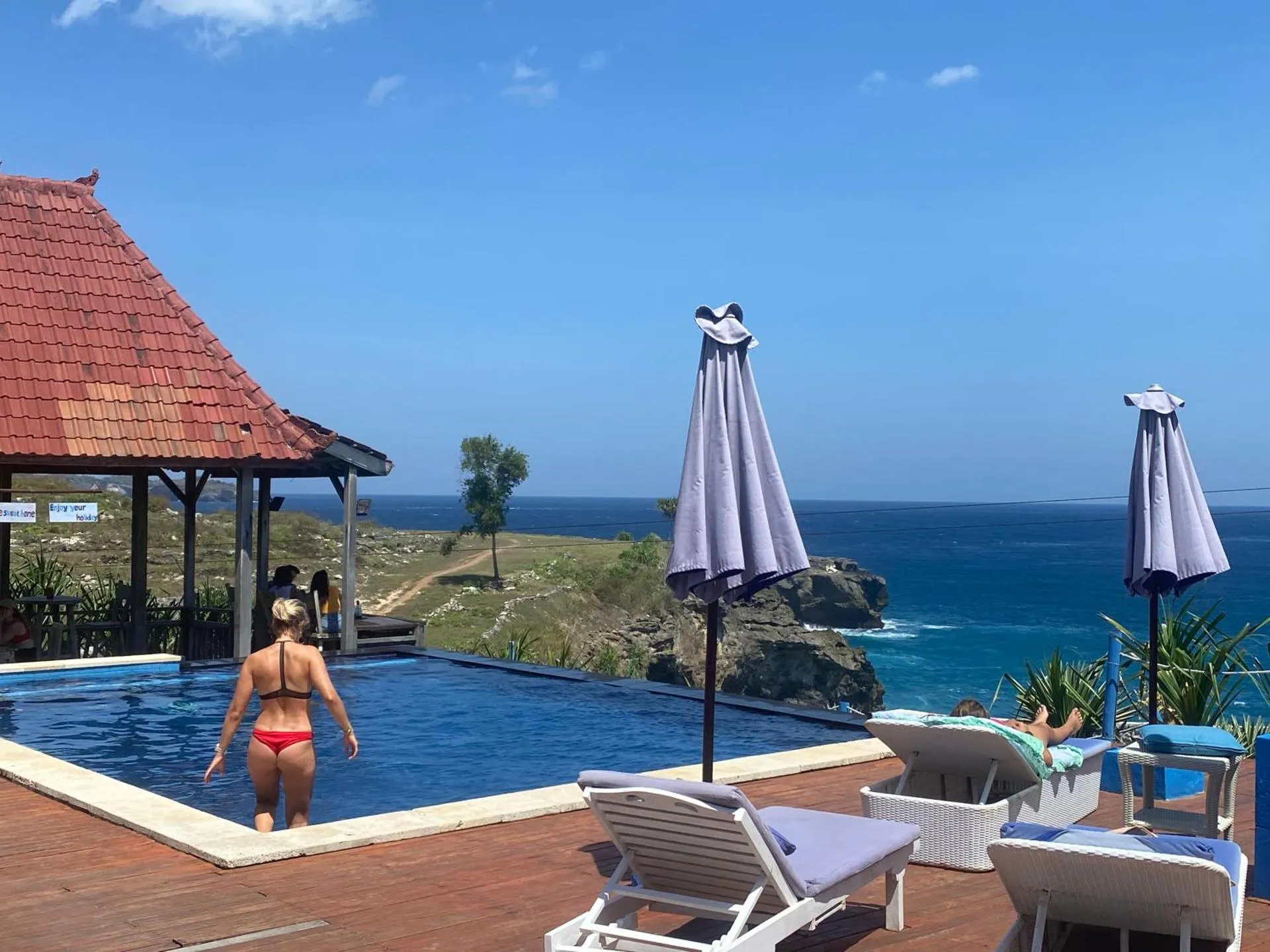 Island Cove Resort