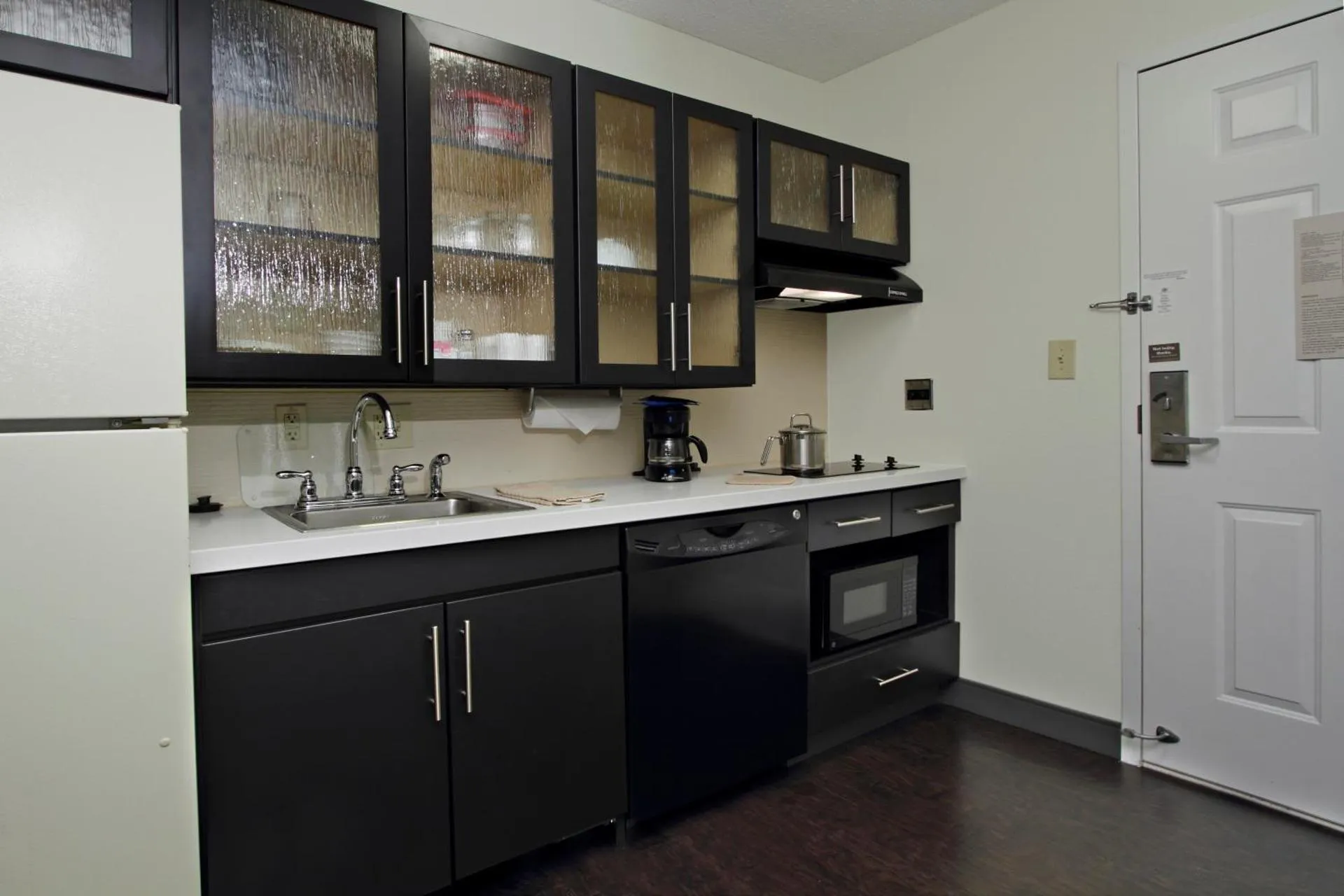 Candlewood Suites Rogers-Bentonville, an IHG Hotel