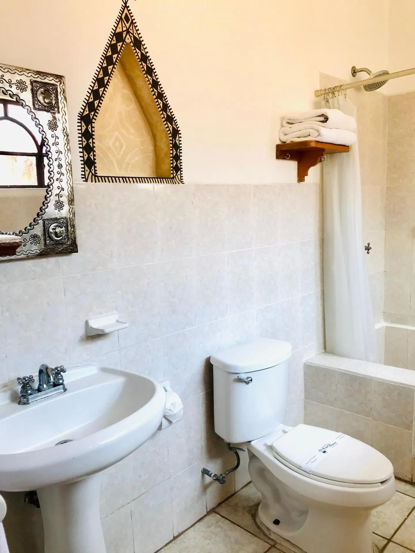 Dog Friendly Hotel $Ajijic - $Hotel Casa Blanca