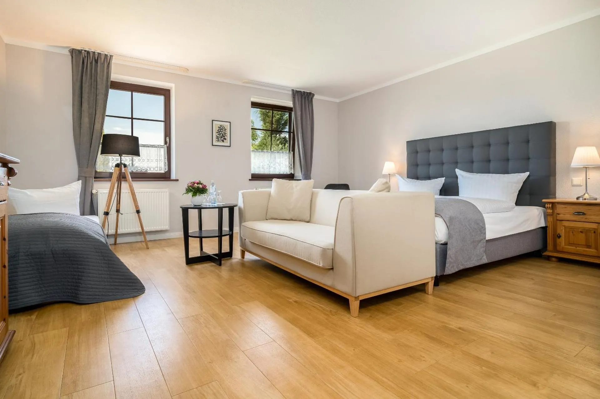Dog Friendly Hotel $Boek - $Residenz am Ostufer