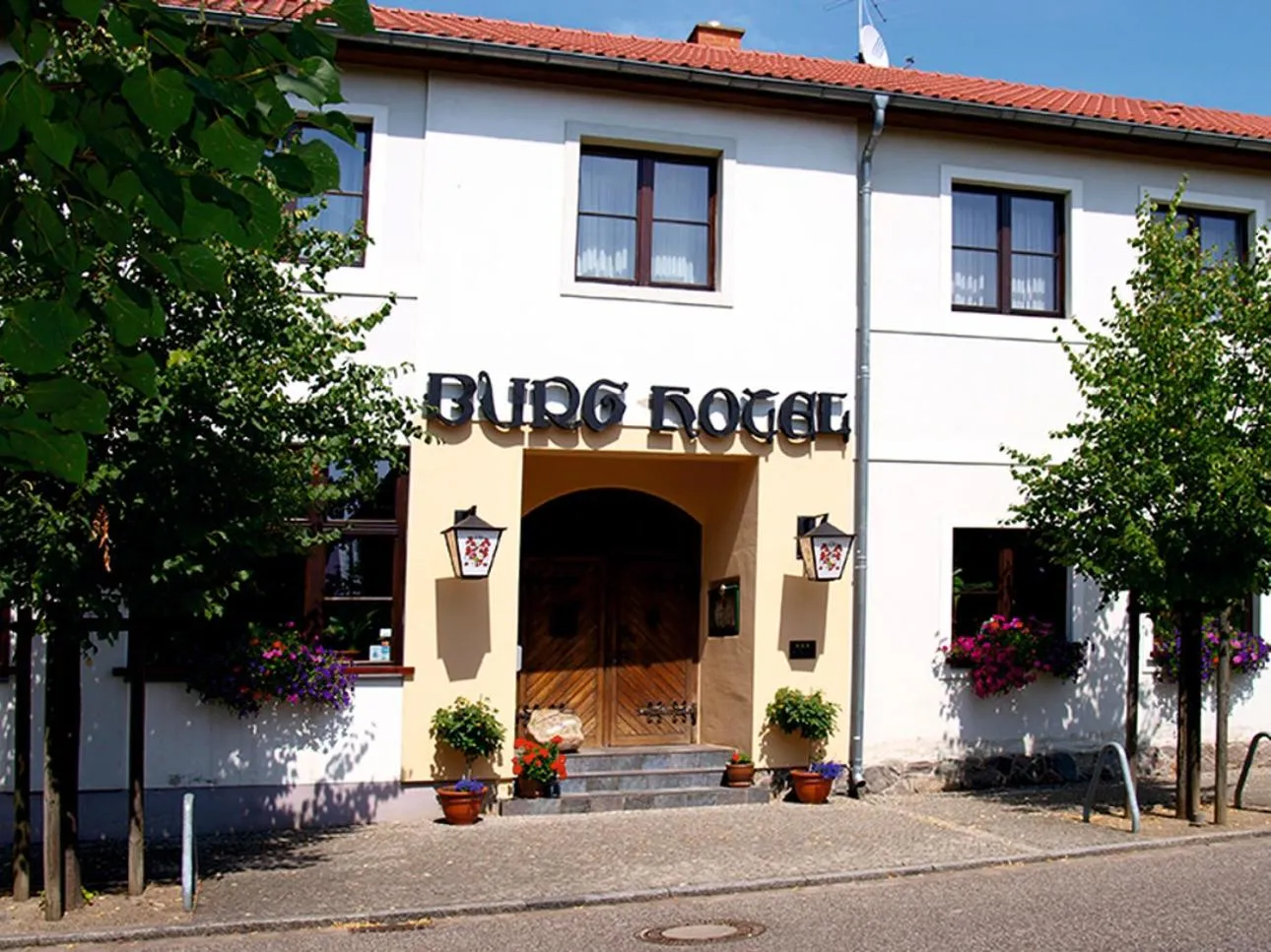 Dog Friendly Hotel $Ziesar - $Burg Hotel Ziesar