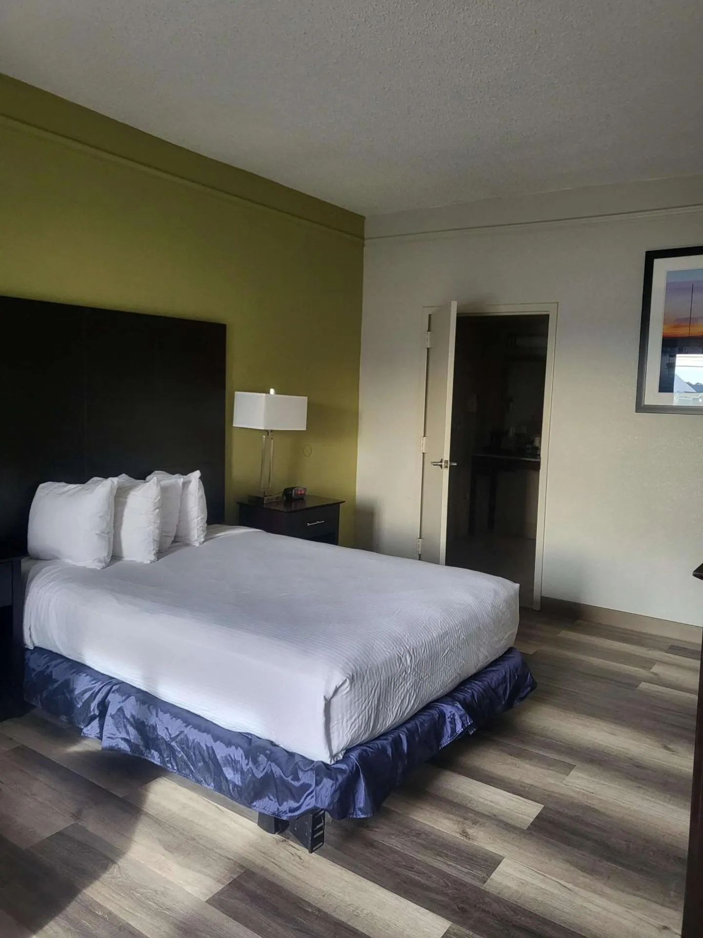 Dog Friendly Hotel $Grasonville - $Best Western Kent Narrows Inn