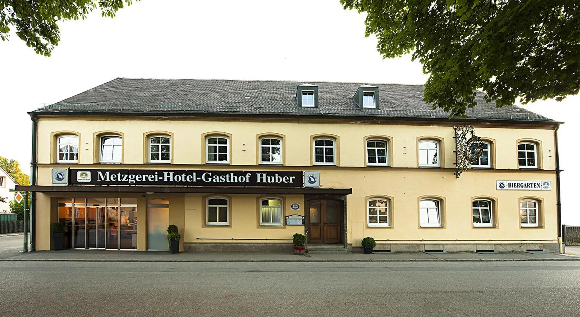 Dog Friendly Hotel $Moosburg - $Hotel Huber