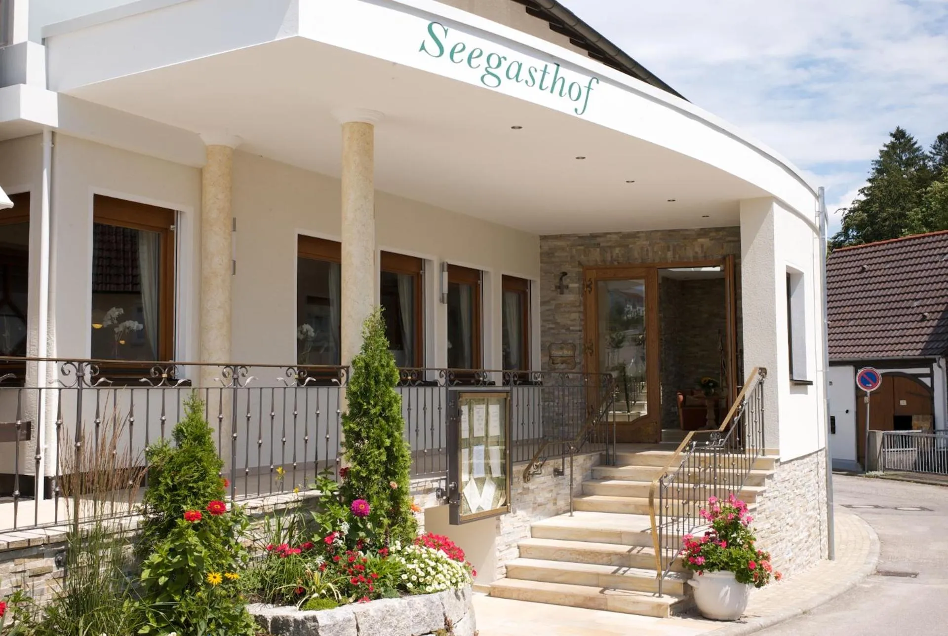 Dog Friendly Hotel $Ellwangen - $Seegasthof Franz Bolz GBR
