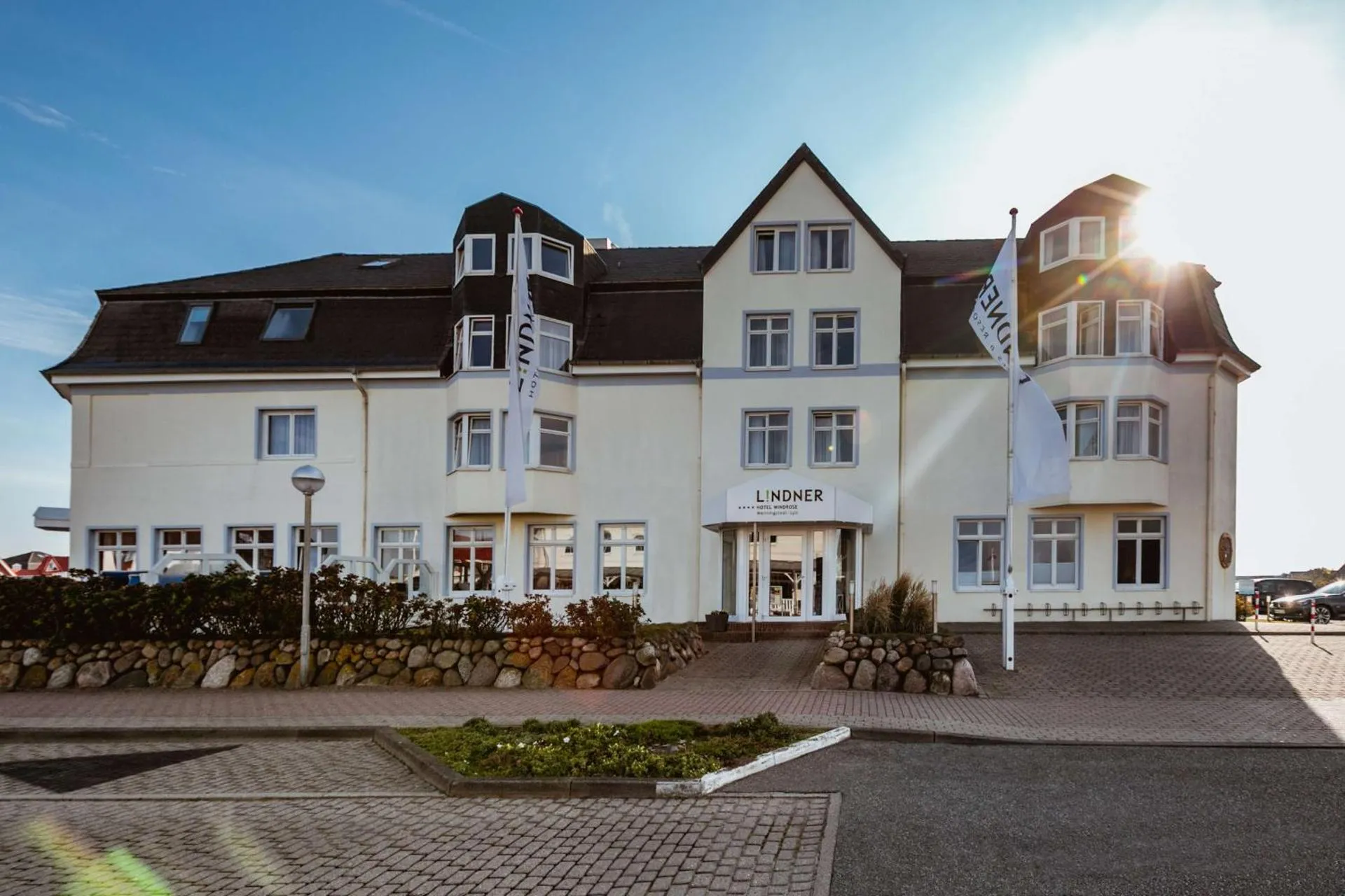 Dog Friendly Hotel $Wenningstedt - $Lindner Strand Hotel Windrose