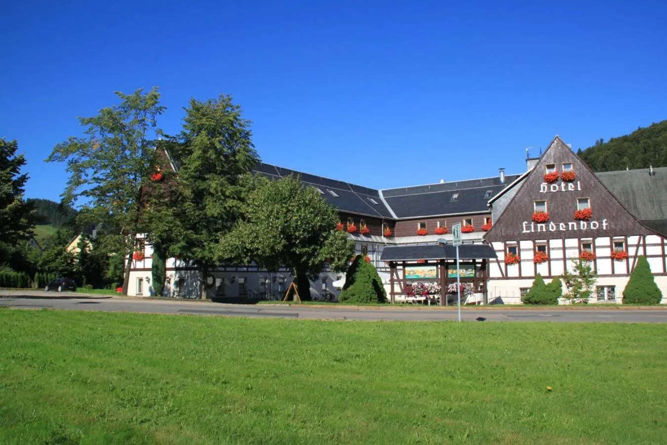 Dog Friendly Hotel $Rechenberg-Bienenmühle - $Naturhotel Lindenhof