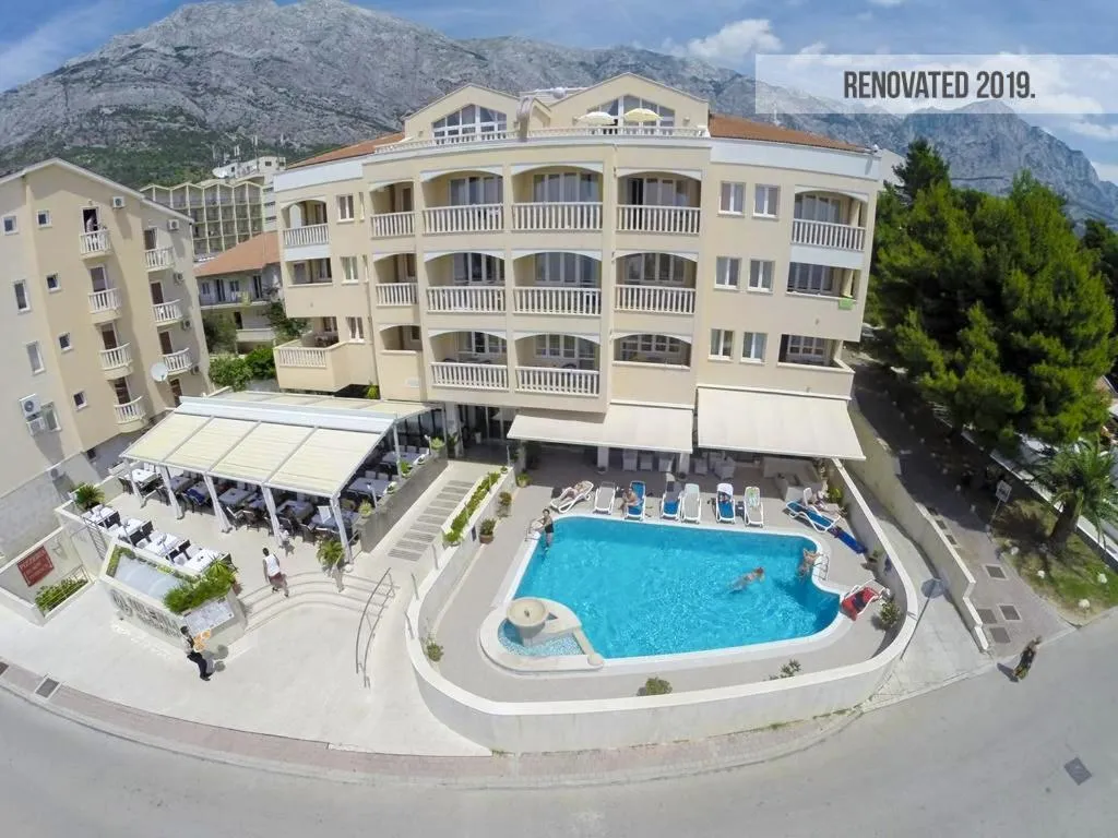 Dog Friendly Hotel $Baška Voda - $Aparthotel Milenij