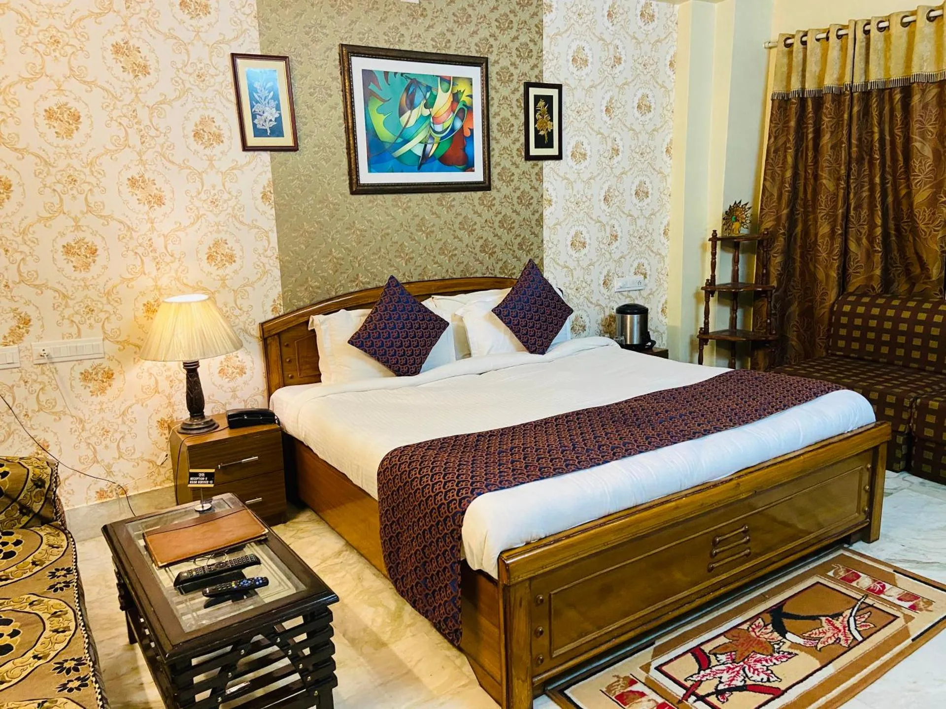 Hotel Meenakshi Udaipur