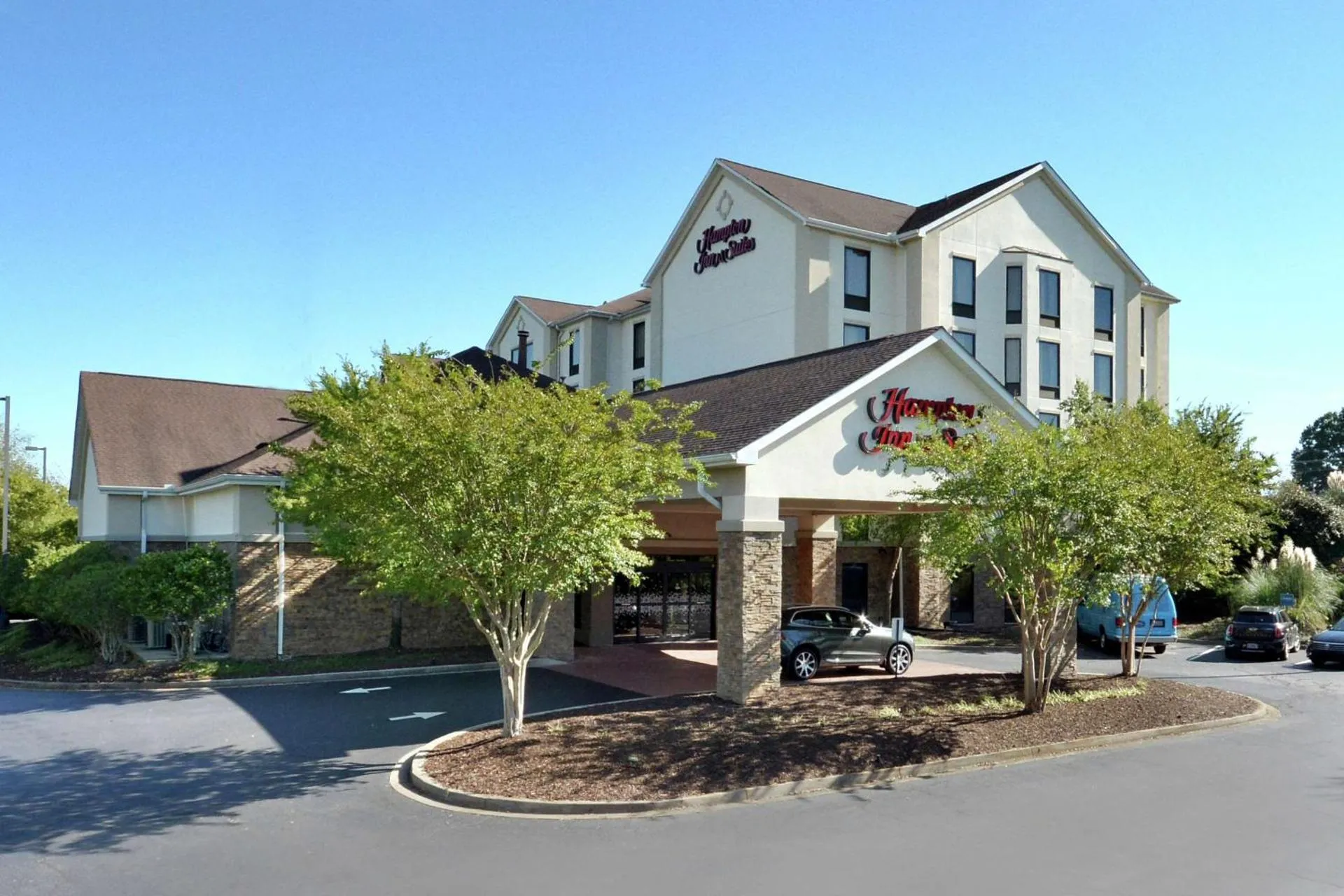 Dog Friendly Hotel $Duncan - $Hampton Inn & Suites Greenville/Spartanburg I-85