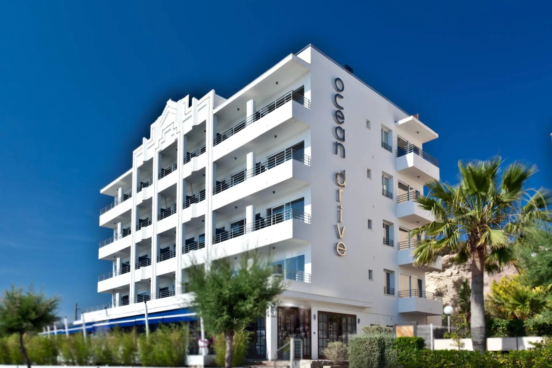 OCEAN DRIVE Ibiza, a dog friendly hotel in Baleares