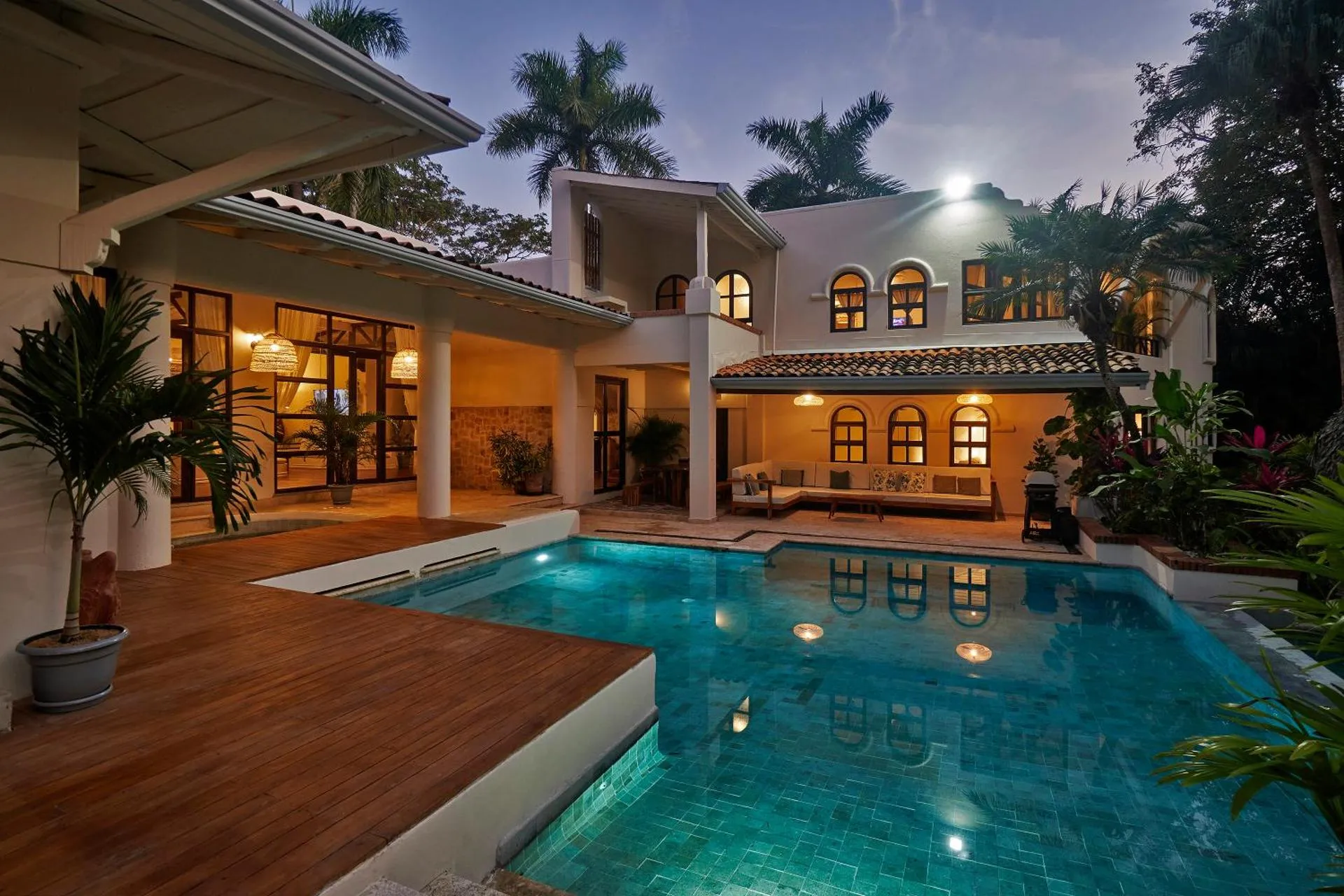 Paradise Beach Lodge