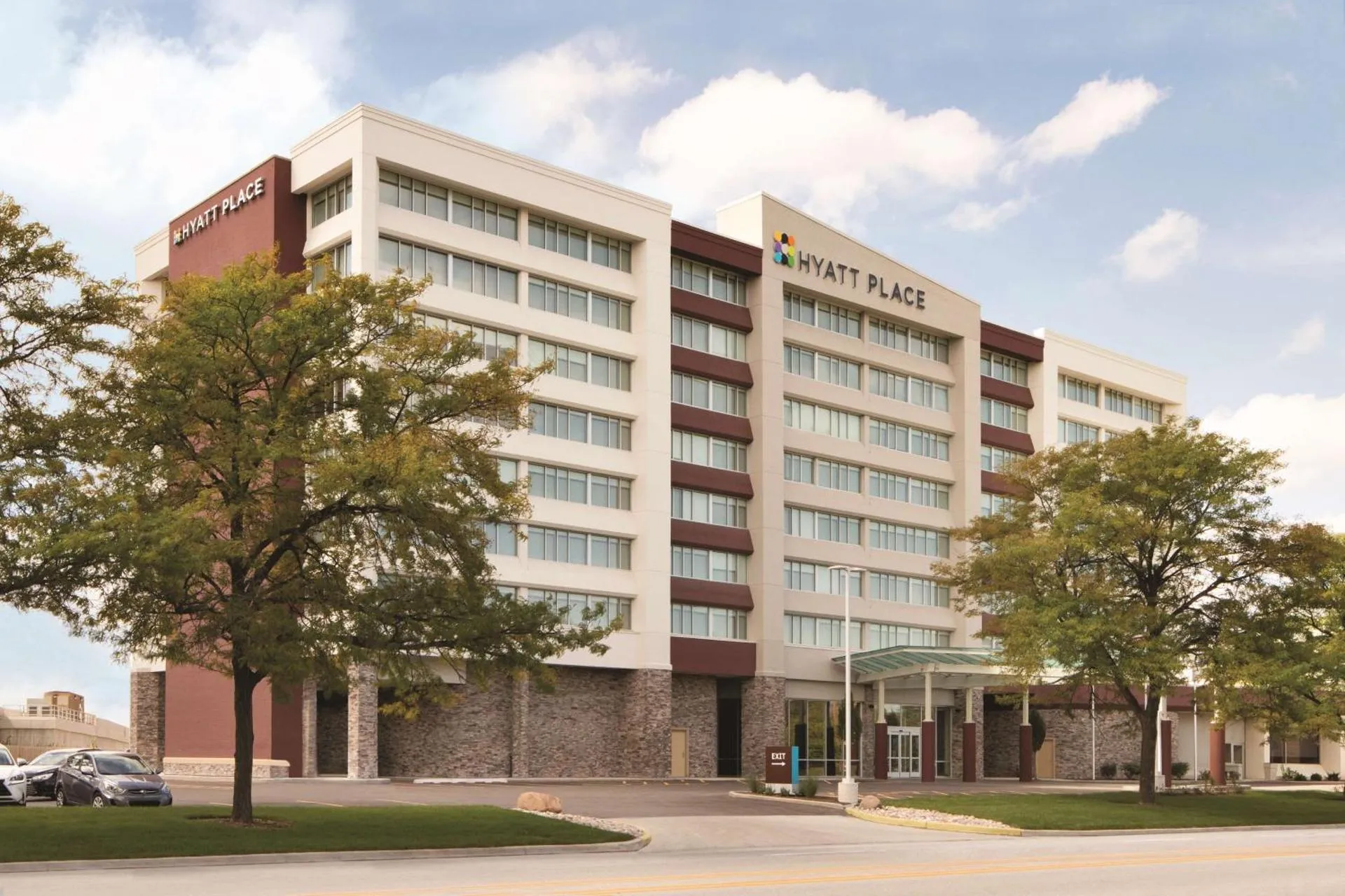 Dog Friendly Hotel $Rosemont - $Hyatt Place Chicago O'Hare Airport