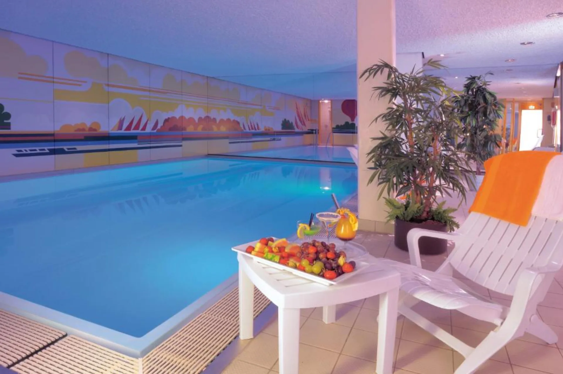 Ringhotel Loew's Merkur interior