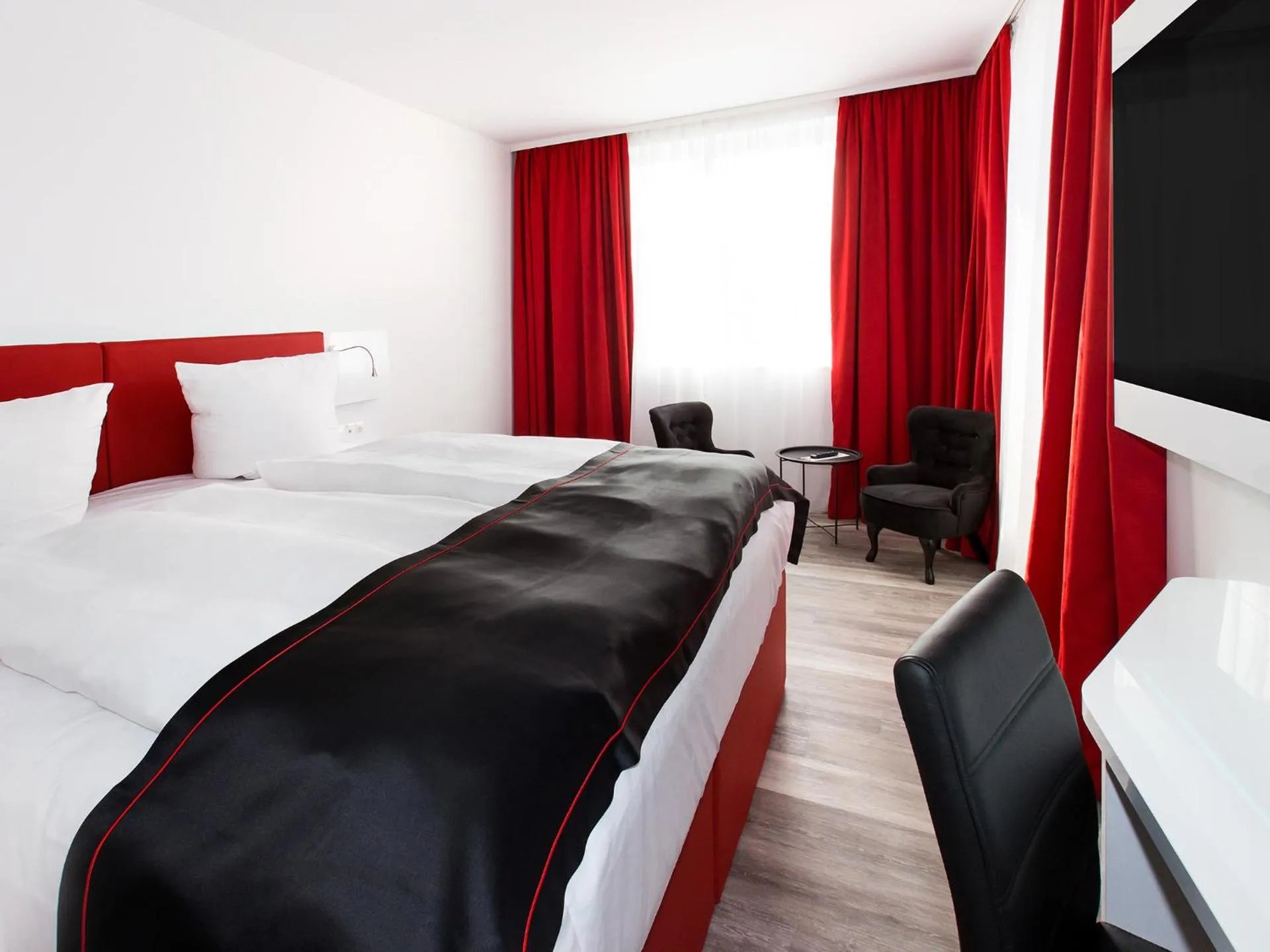Dog Friendly Hotel $Salzgitter - $DORMERO Hotel Salzgitter