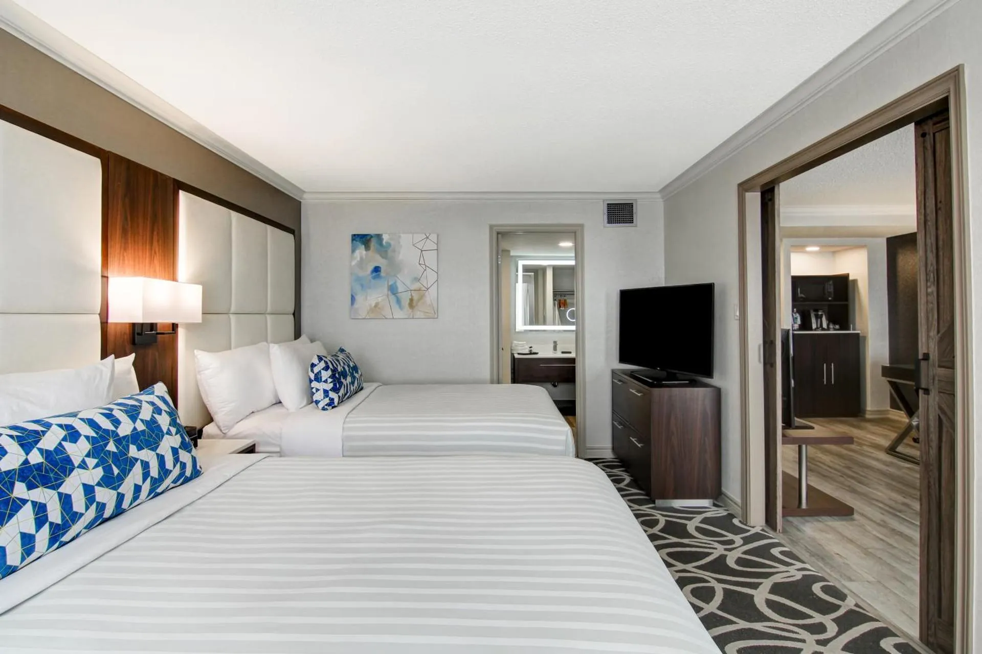 Dog Friendly Hotel $London - $The Park Hotel London