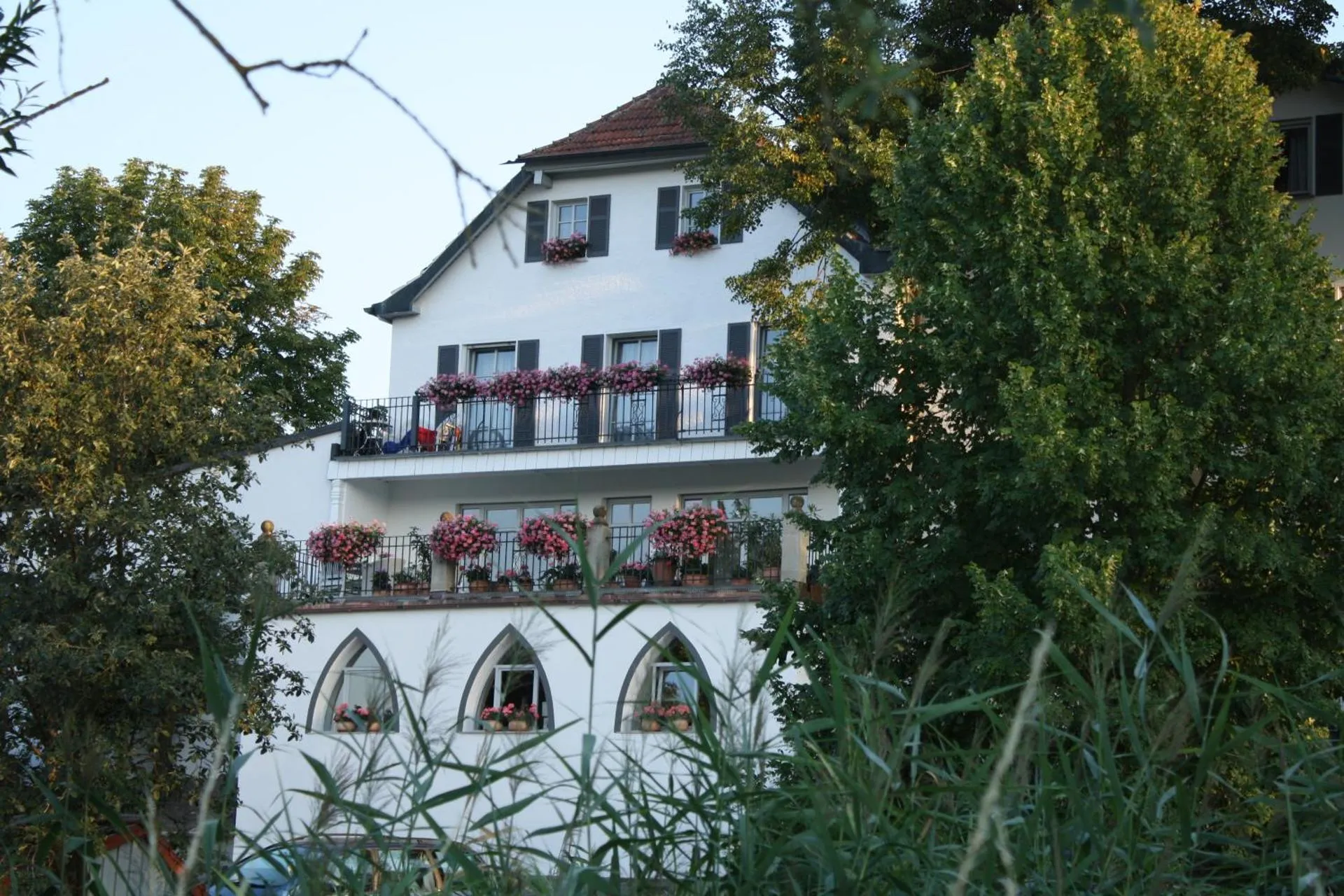 Dog Friendly Hotel $Trabelsdorf - $Altes Kurhaus Landhotel
