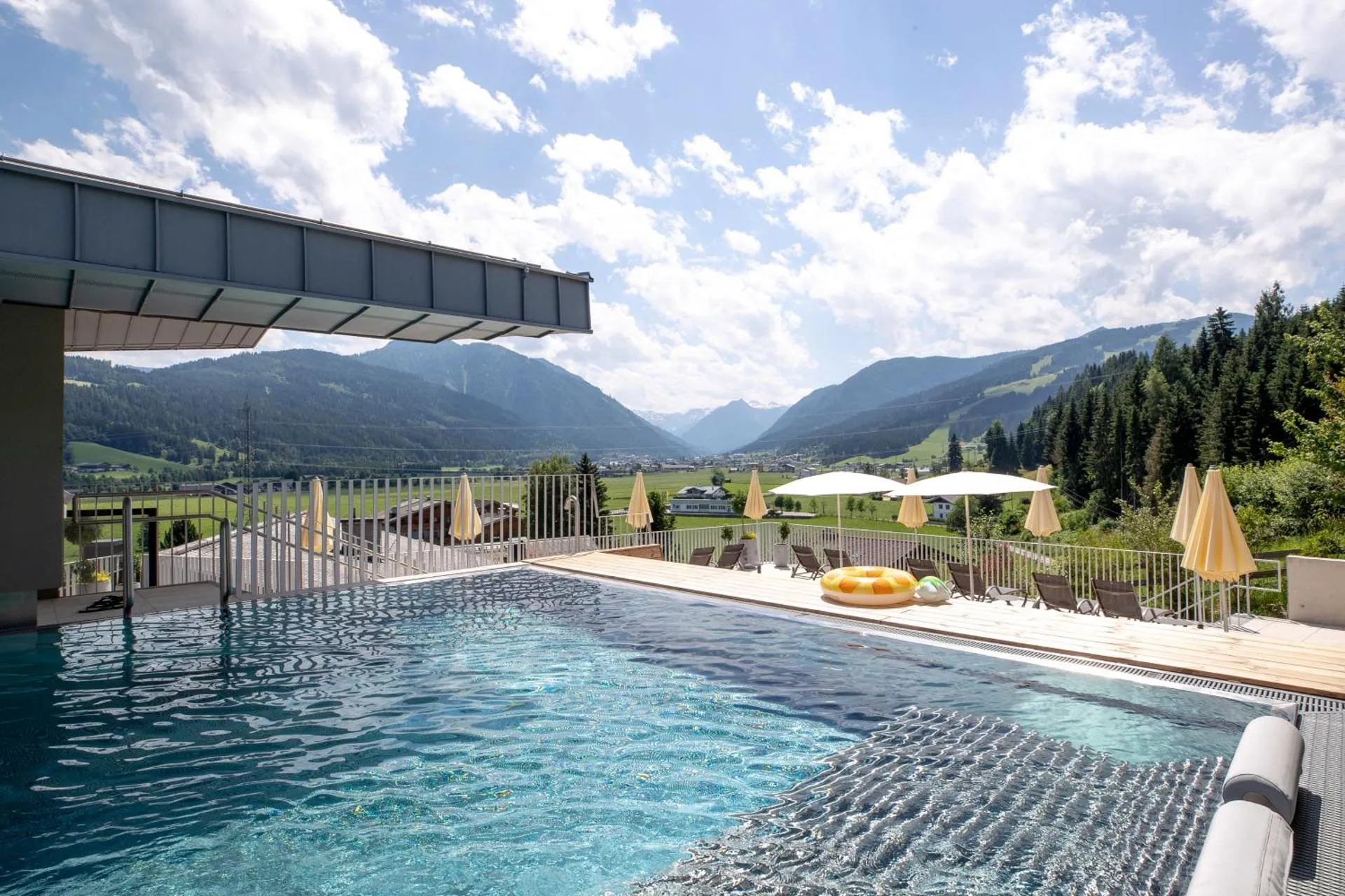 Familienhotel Felsenhof