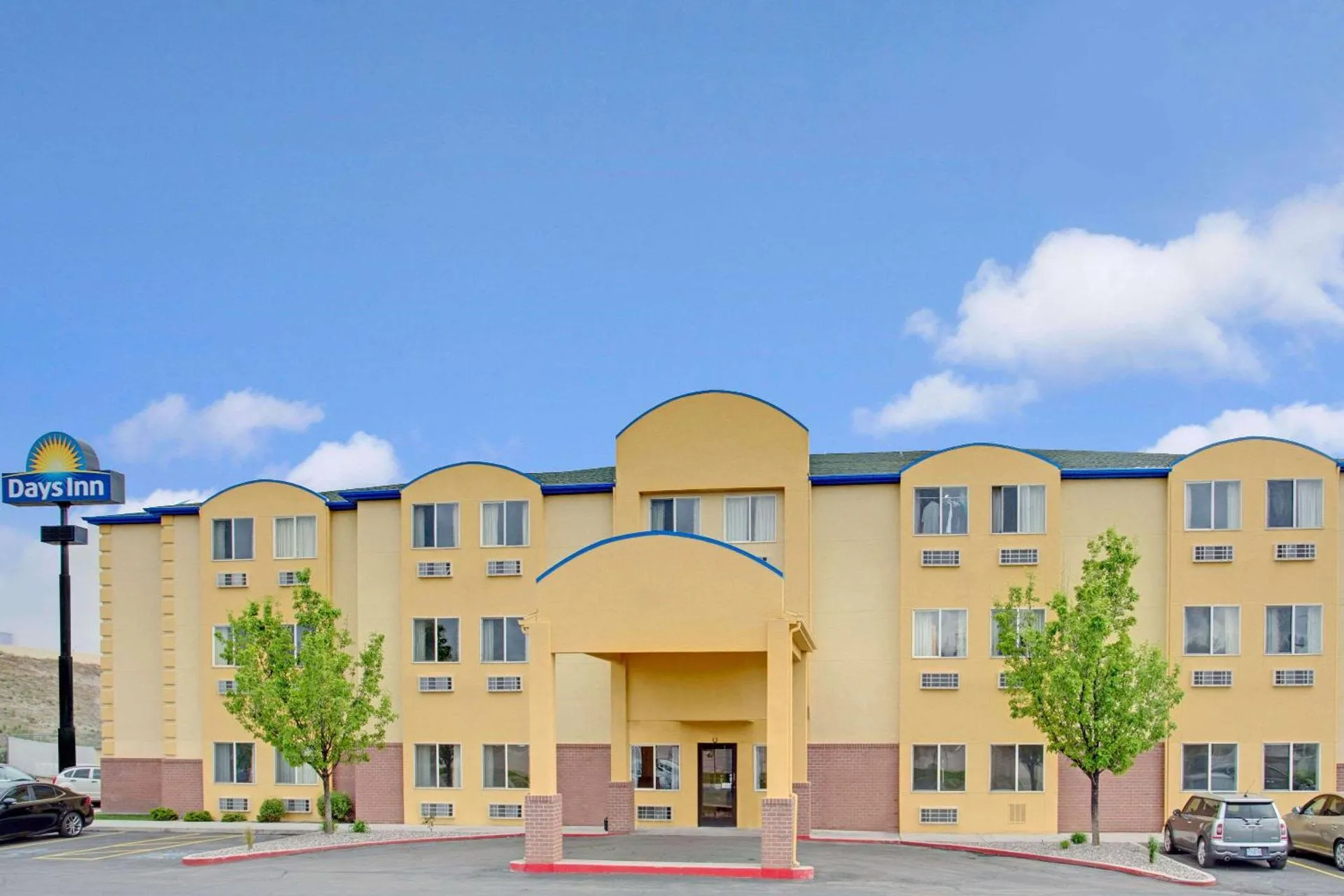 Dog Friendly Hotel $Lehi - $Days Inn by Wyndham Lehi