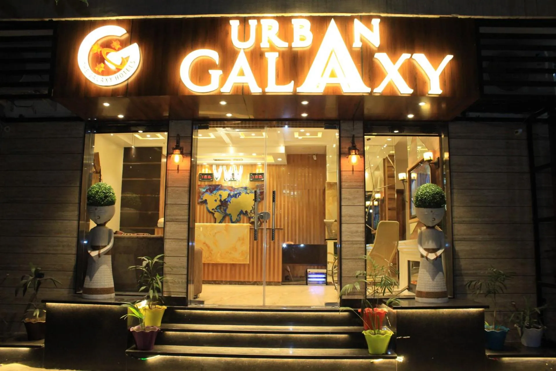 Hotel Urban Galaxy near Golden Temple