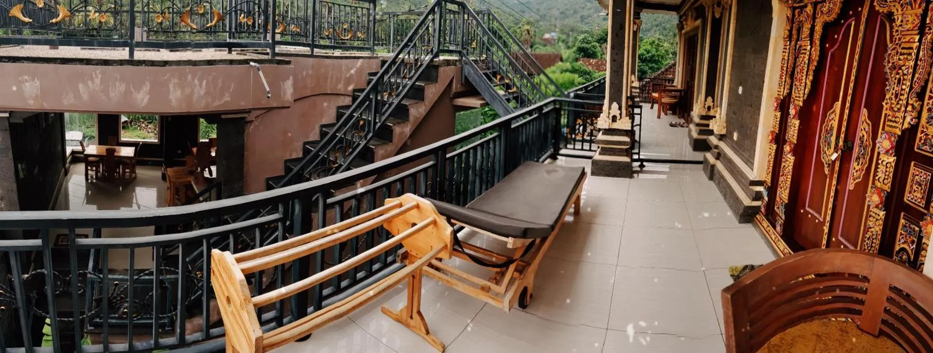 Amed Romance House